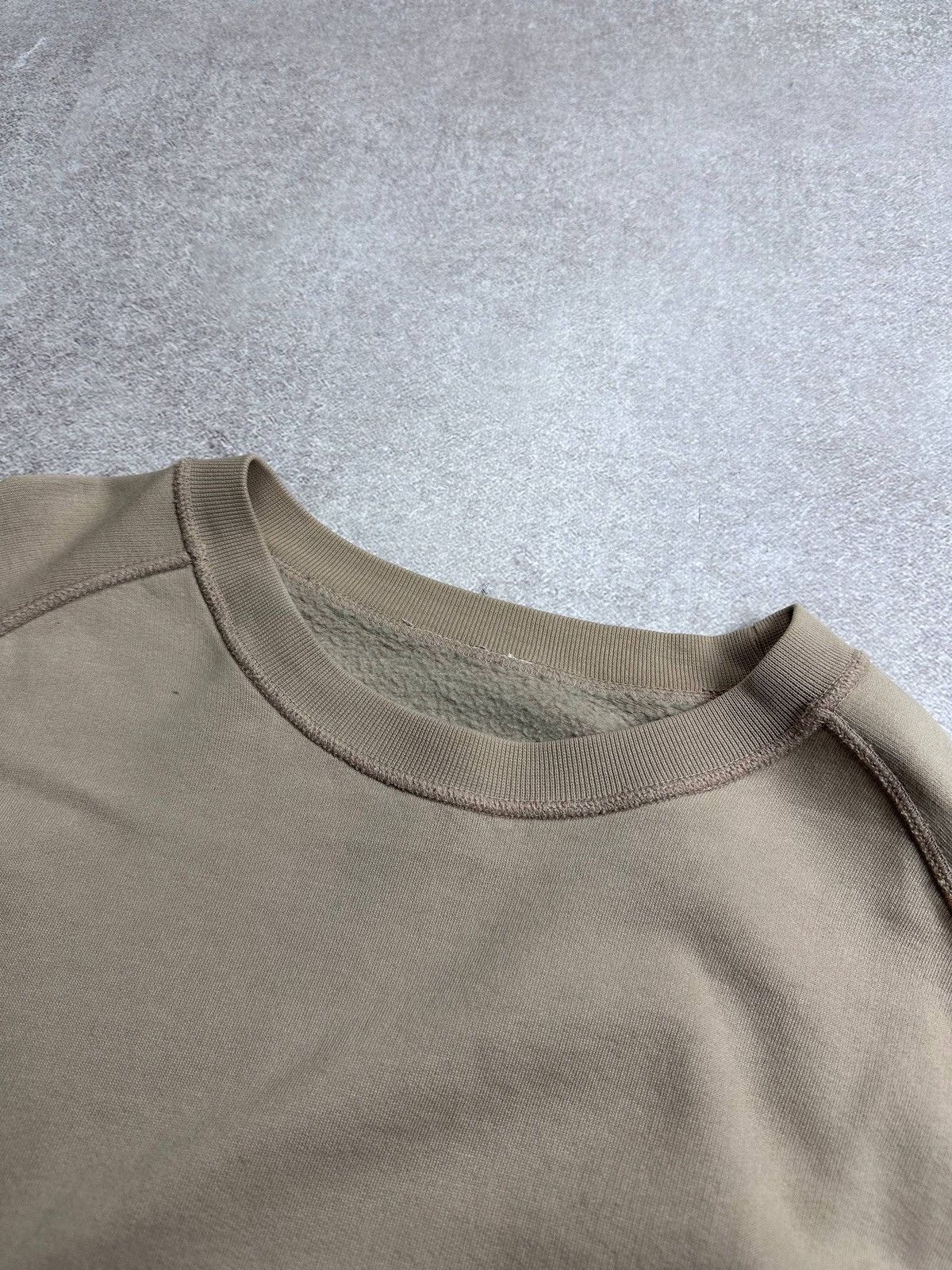 Nike Vintage Nike Swoosh Beige Boxy Sweatshirt M Size US M / EU 48-50 / 2 - 7 Thumbnail