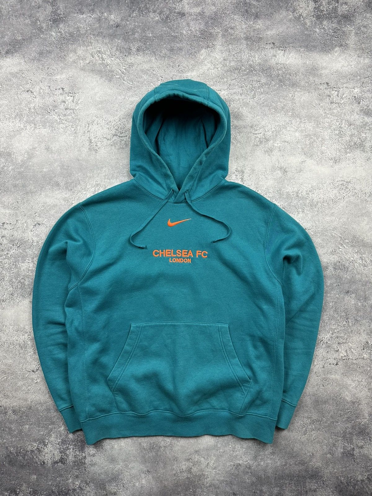 Nike Nike Chelsea FC Hoodie Soccer Club Centre Logo Pullover Y2K Size US M / EU 48-50 / 2 - 1 Thumbnail