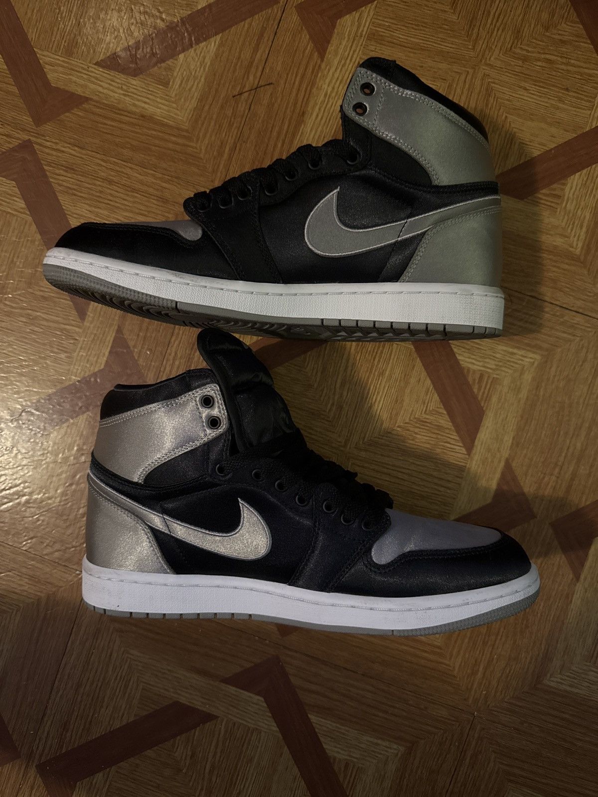 Jordan Brand Air Jordan 1 Satin Shadow Grey Size US 9 / EU 42 - 2 Thumbnail