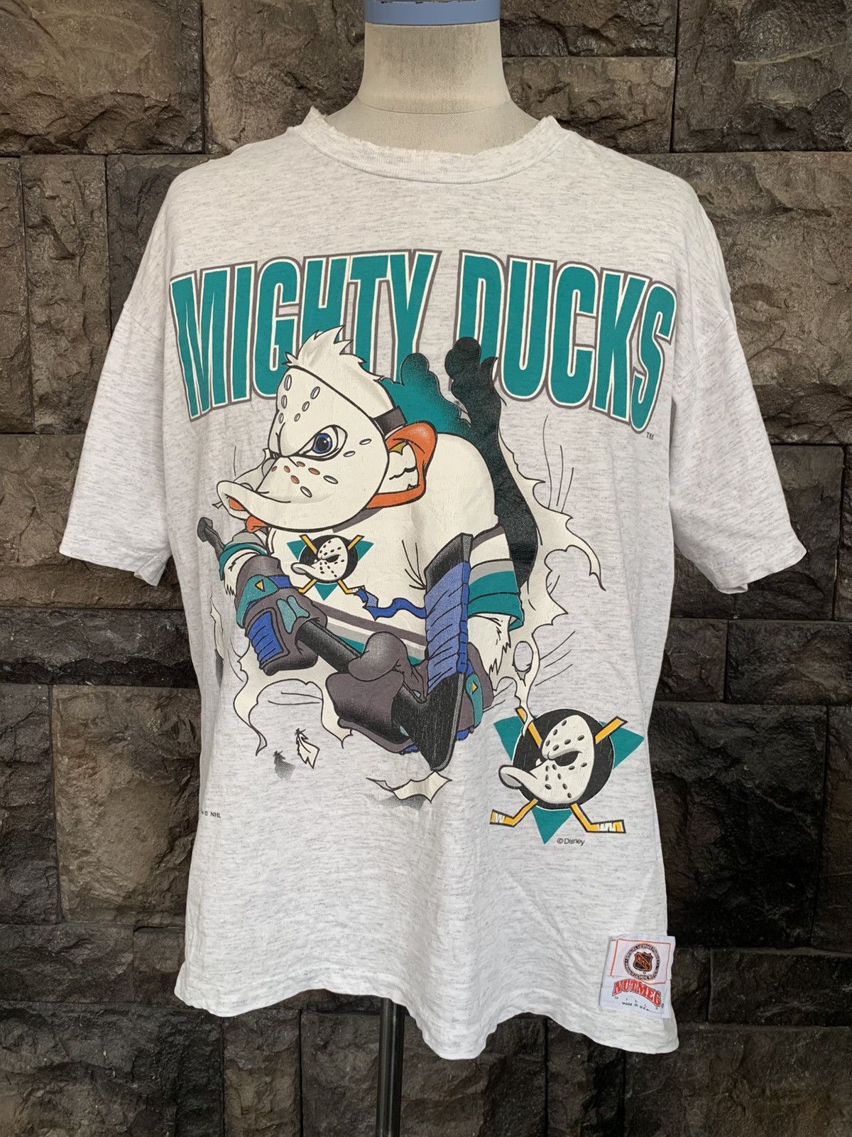 NHL Vintage 90s Mighty Ducks NHL Nutmeg Ice Hockey T shirt Size US L / EU 52-54 / 3 - 1 Thumbnail