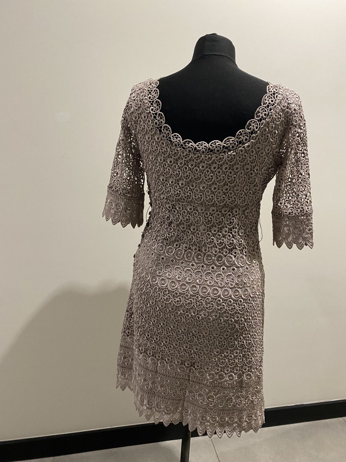 Other Coast London Taupe Guipure Lace Dress - Size M Size M / US 6-8 / IT 42-44 - 2 Thumbnail