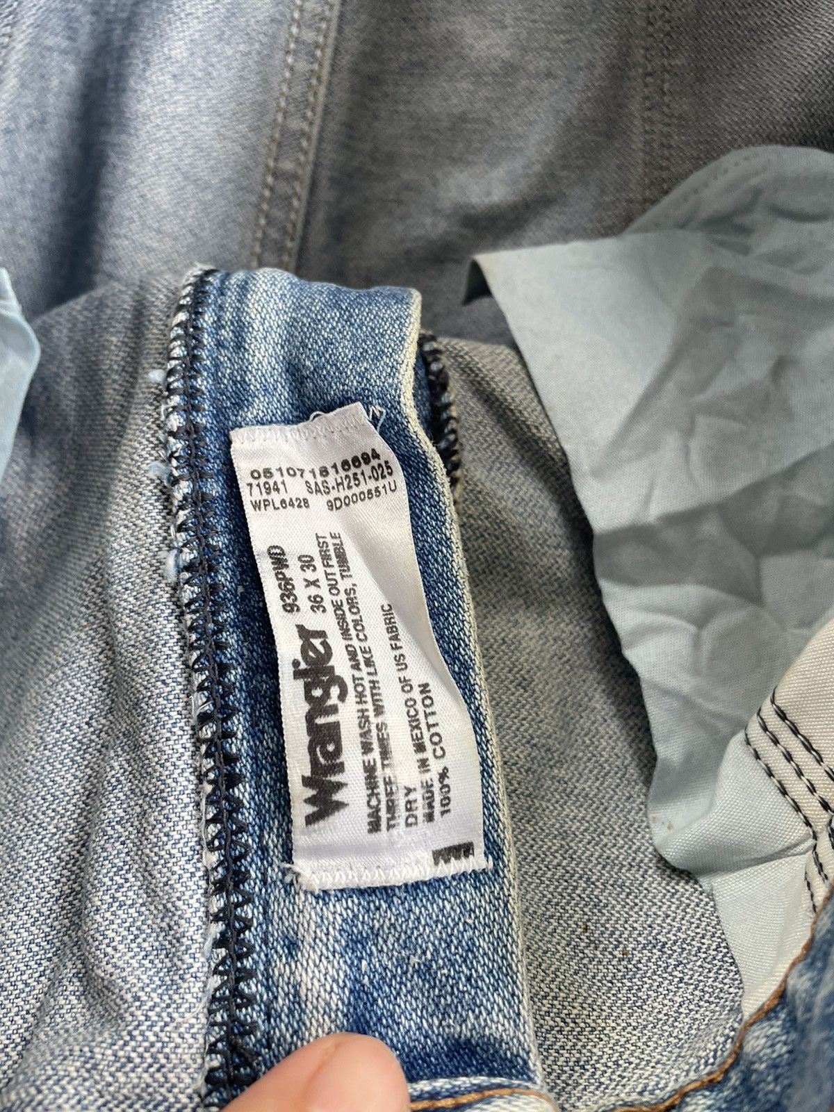 Wrangler WRANGLER DISTRESSED PAINT DENIM PANT Size US 36 / EU 52 - 4 Thumbnail