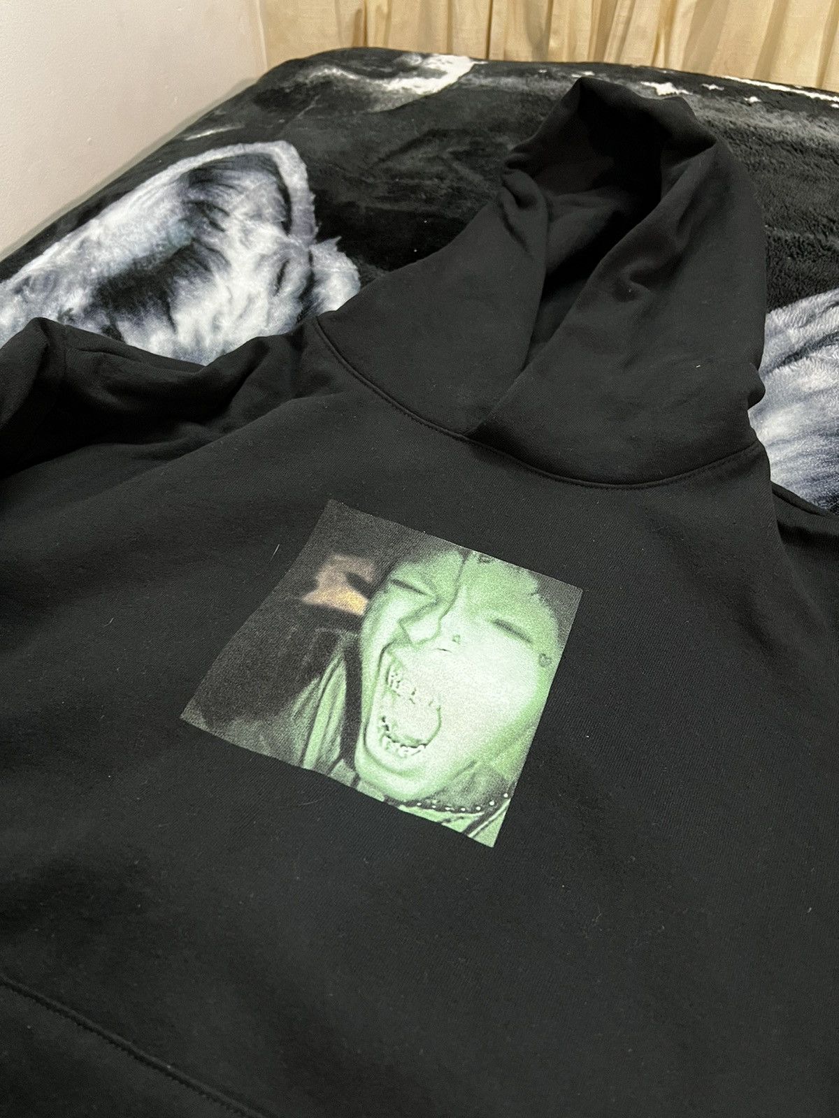 Rap Tees LOOK AT ME GLOW HOODIE Size US XL / EU 56 / 4 - 3 Thumbnail