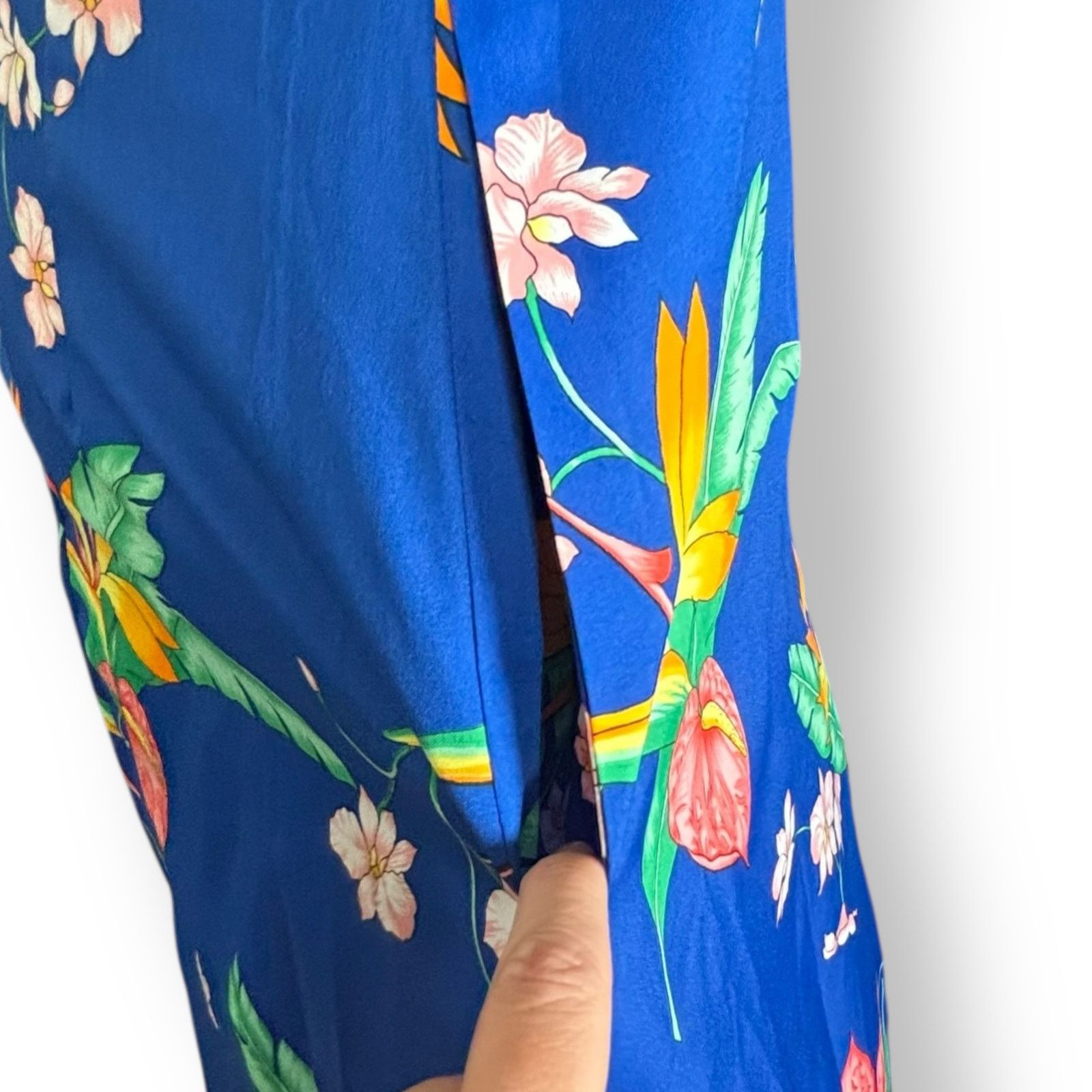 Vintage Vintage Made In Hawaii Maxi Dress Blue Tropical Floral Print Size M / US 6-8 / IT 42-44 - 8 Thumbnail