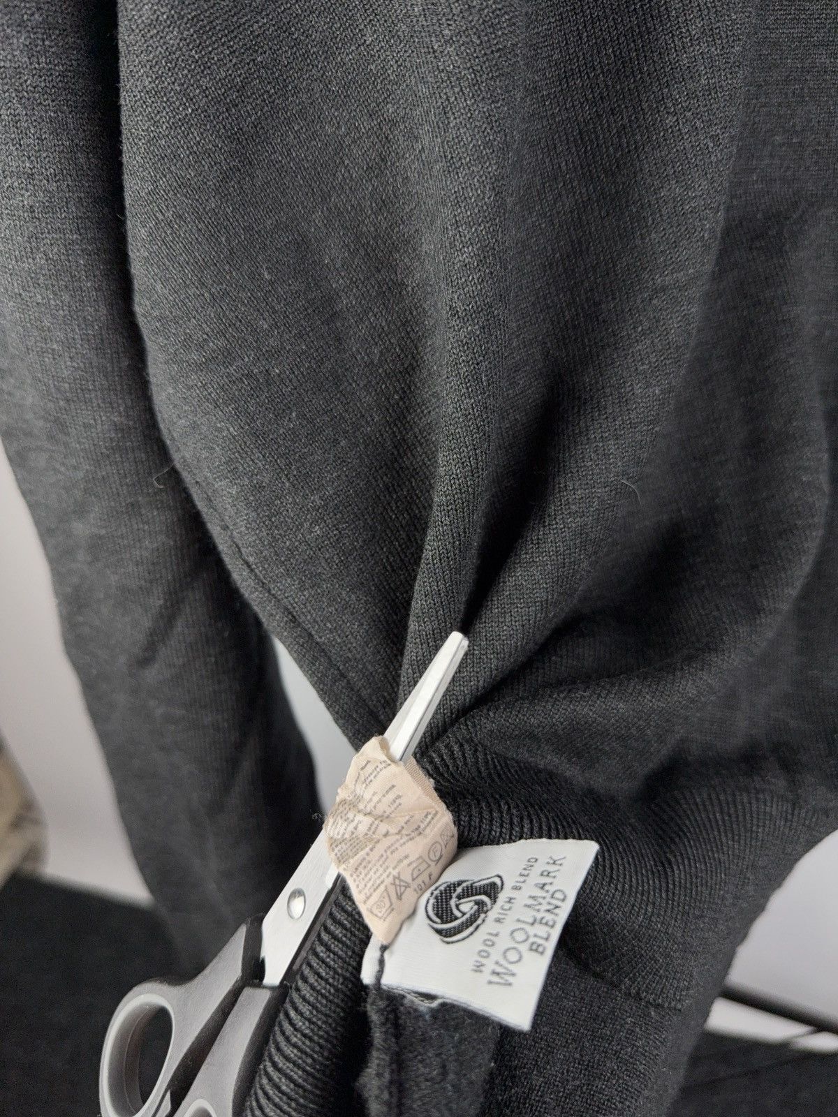 Lacoste × Vintage Vintage 90s Lacoste Wool Sweater Dark Gray Minimalist Logo Size US S / EU 44-46 / 1 - 5 Thumbnail