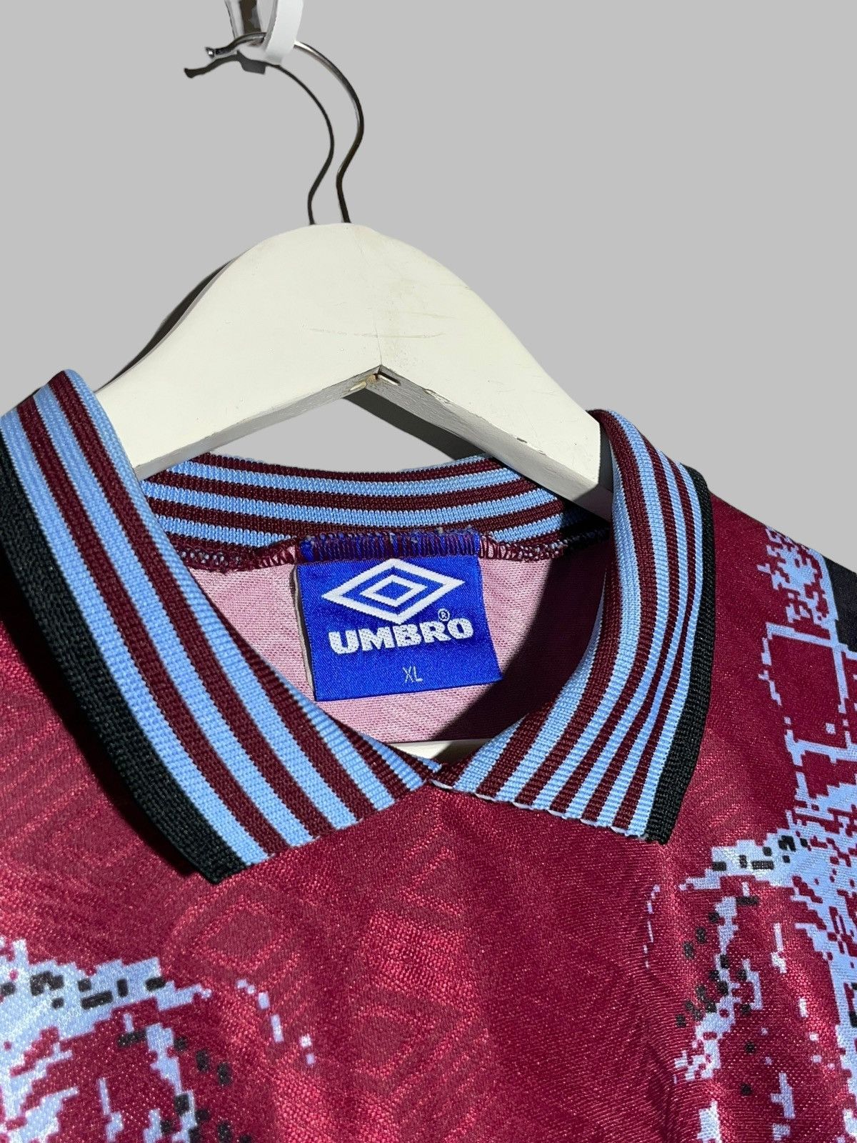 Umbro Vintage Umbro 90’s Long Sleeve Football Soccer Jersey Size US XL / EU 56 / 4 - 7 Thumbnail