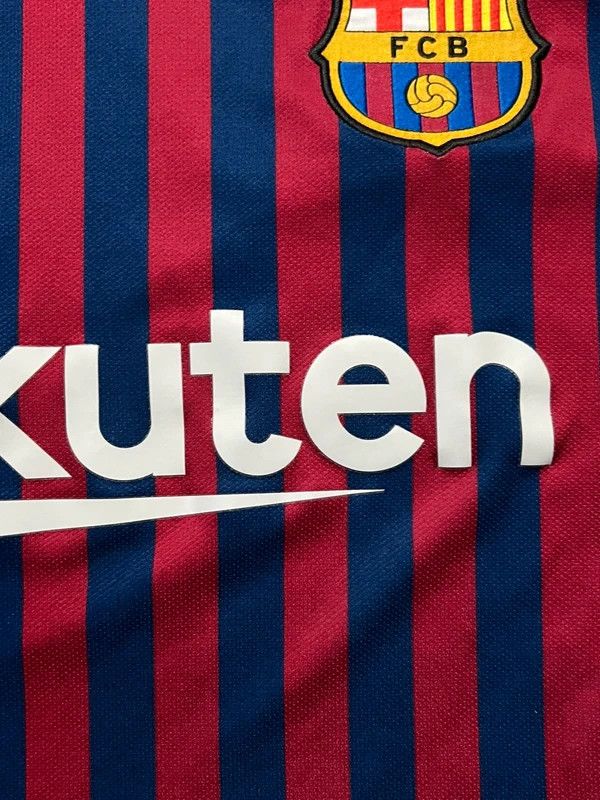 Nike 2018 - 2019 Home Nike FC Barcelona soccer jersey Size US M / EU 48-50 / 2 - 4 Thumbnail