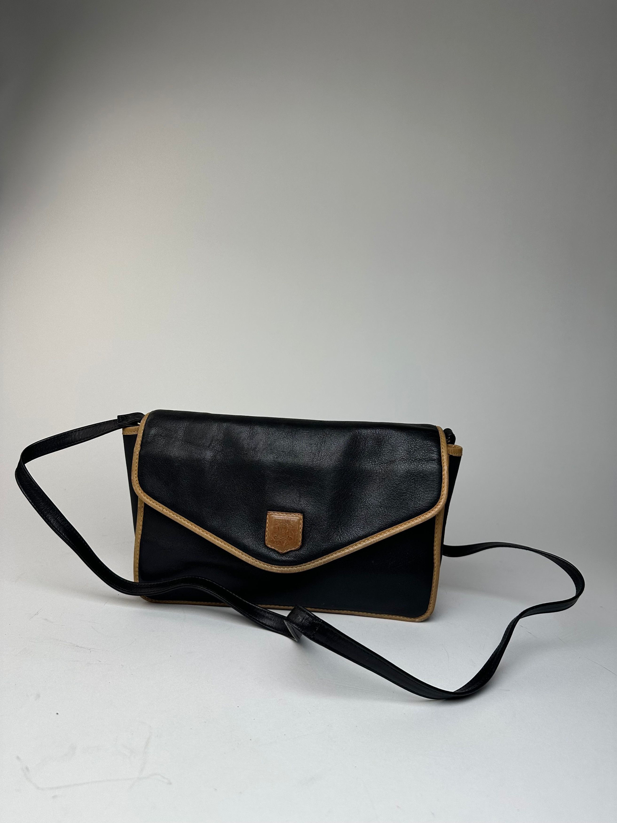 Celine Vintage Paris Triomphe Leather Shoulder Bag Black Brown Size ONE SIZE - 1 Thumbnail