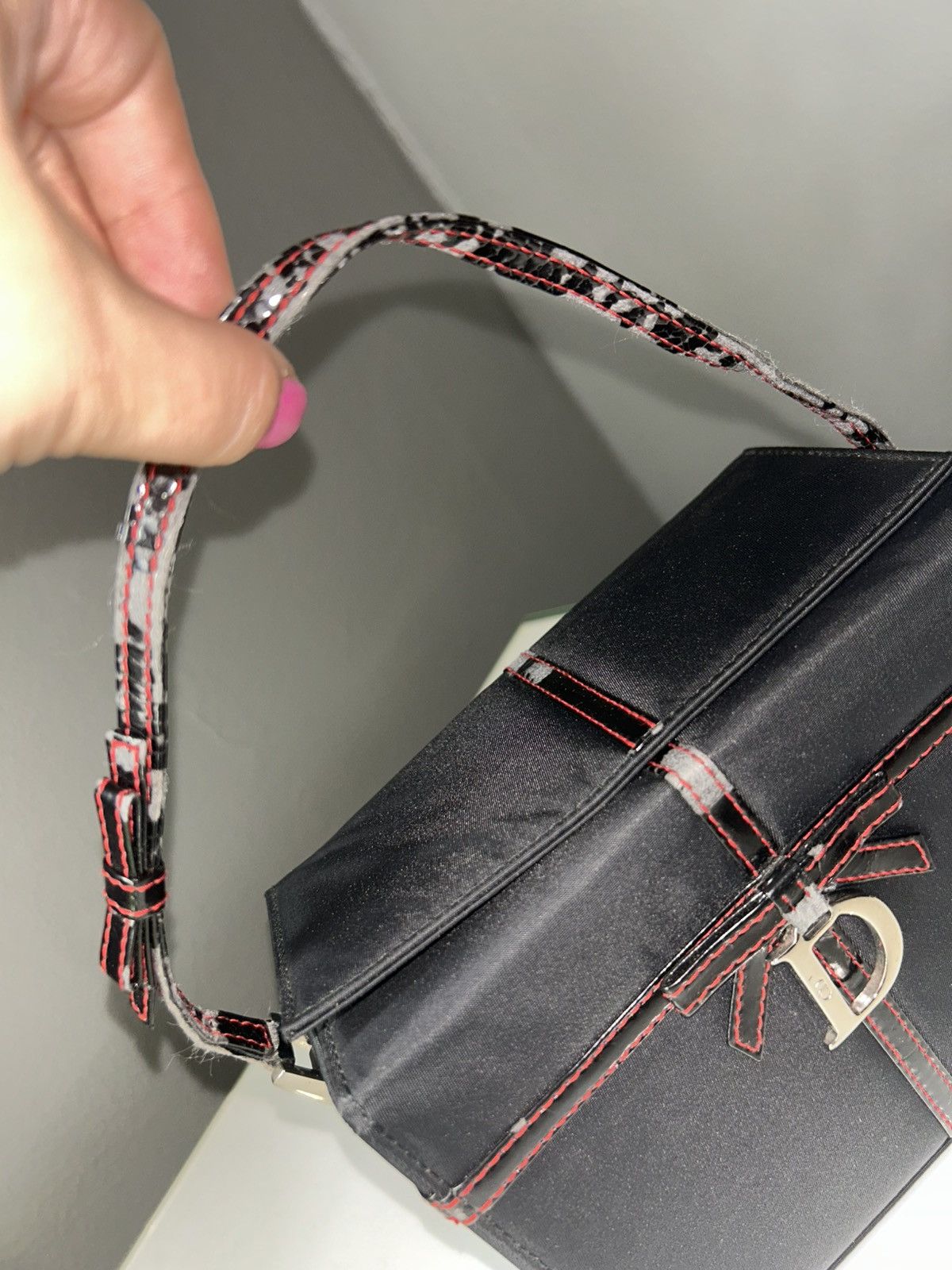 Dior Vintage Christian Dior Ribbon Box Vanity Clutch Bag Size ONE SIZE - 4 Thumbnail