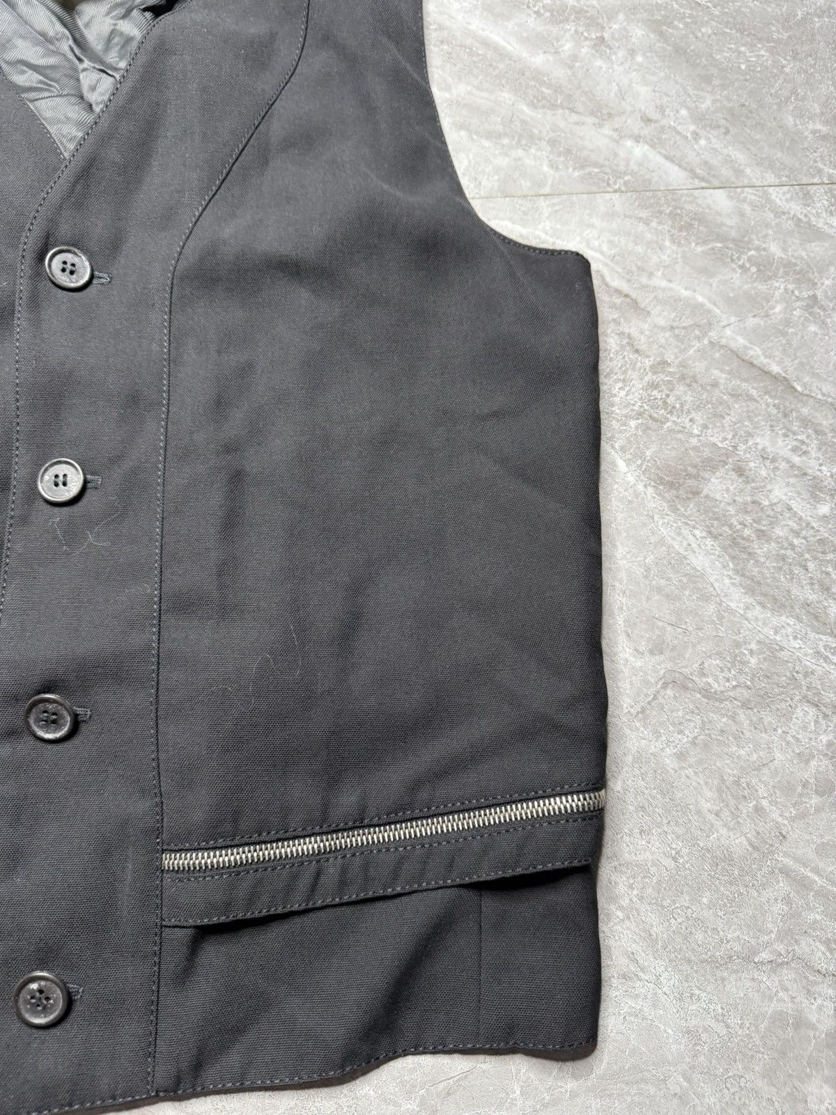 Dirk Bikkembergs Archival Dirk Bikkembergs Back panelled Waist Zip Vest Size US M / EU 48-50 / 2 - 3 Thumbnail