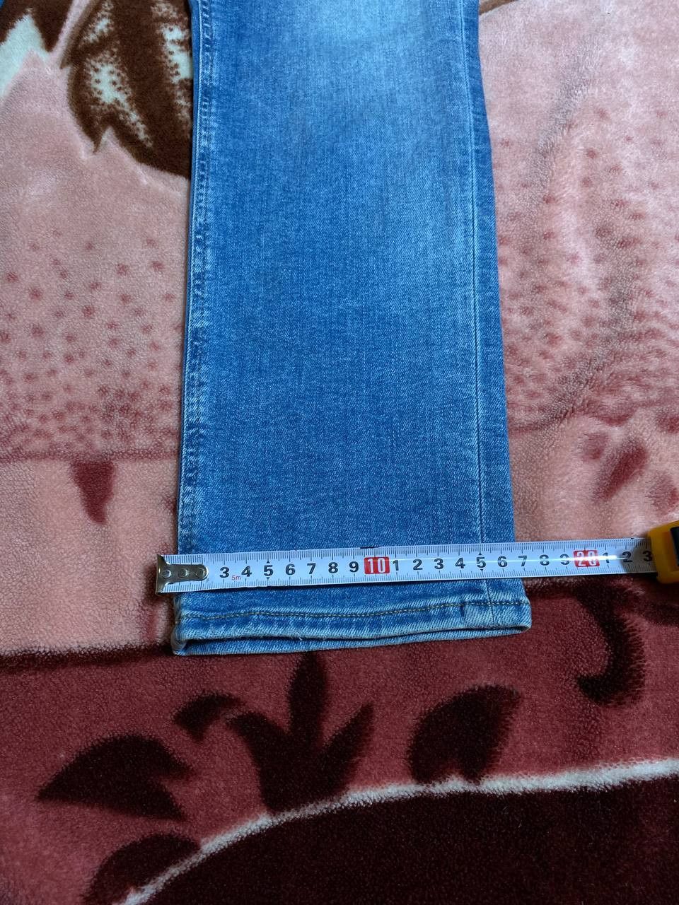 Tommy Hilfiger 2000s vintage rare baggy wide leg faded stonewash jeans Size US 33 - 12 Thumbnail