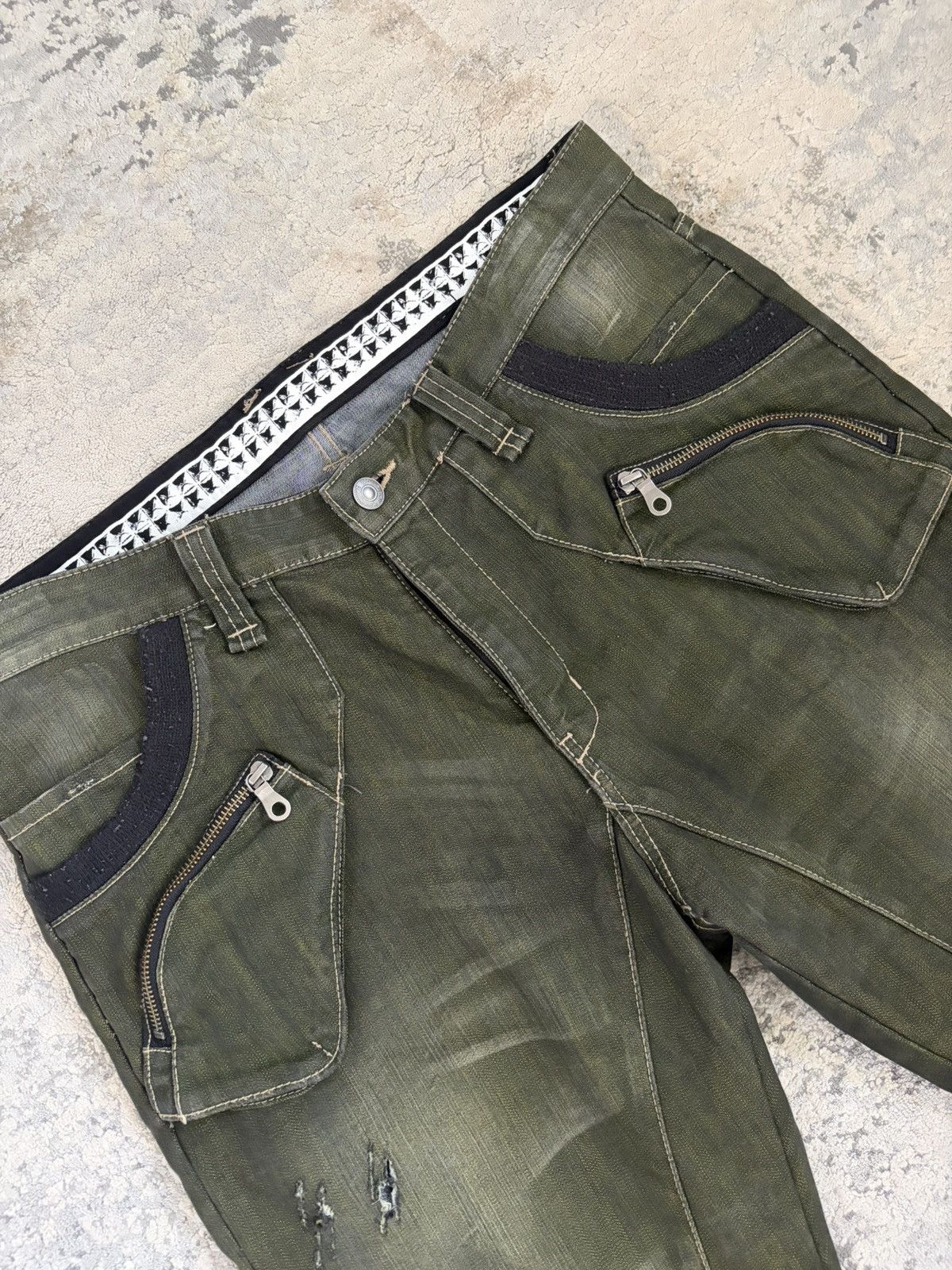 PPFM Military Green Curved Leg Bootcut Denim Size US 35 - 2 Thumbnail