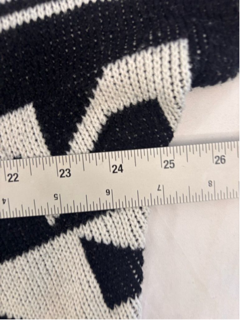 Forever 21 Women's Forever 21 Cardigan Size L Black White Patterned Size L / US 10 / IT 46 - 5 Thumbnail