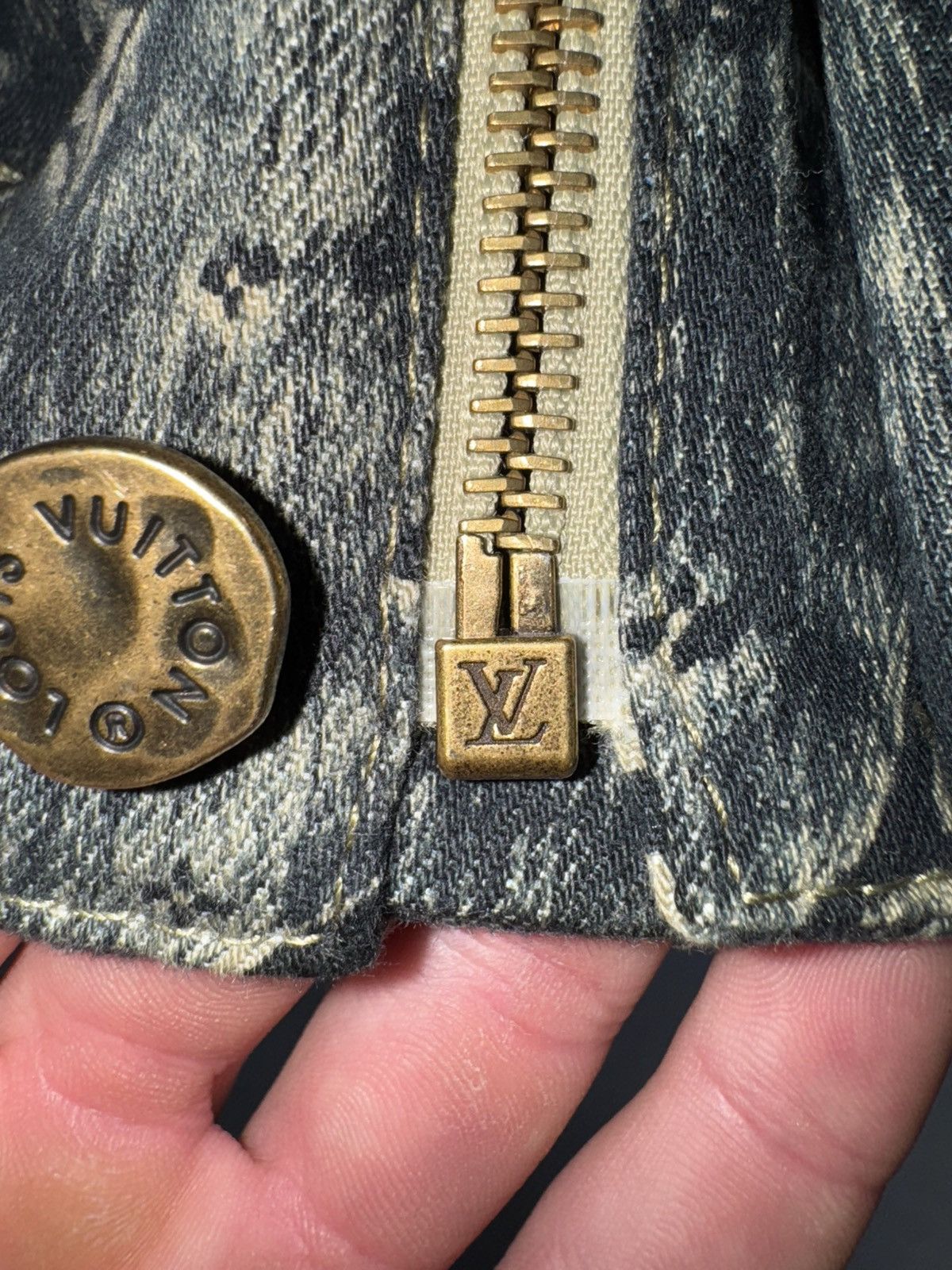 Louis Vuitton Louis Vuitton monogram denim jacket Size US XL / EU 56 / 4 - 4 Thumbnail