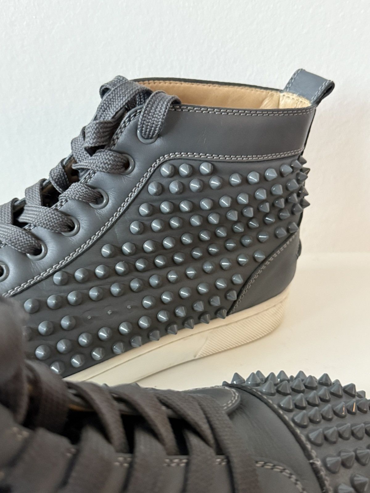 Christian Louboutin Christian Louboutin Grey Leather Louis Spikes High Top Size US 7.5 / EU 40-41 - 10 Thumbnail