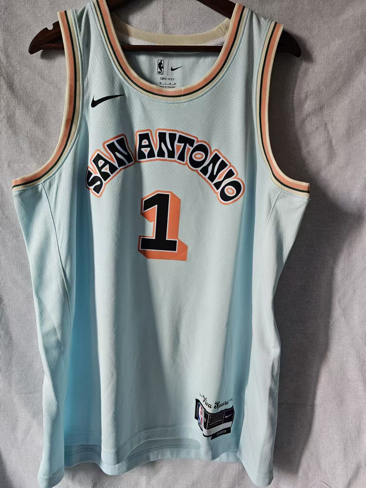 NBA 2025 San Antonio Spurs #1 Wembanyama Jersey City Edition Size US L / EU 52-54 / 3 - 2 Thumbnail