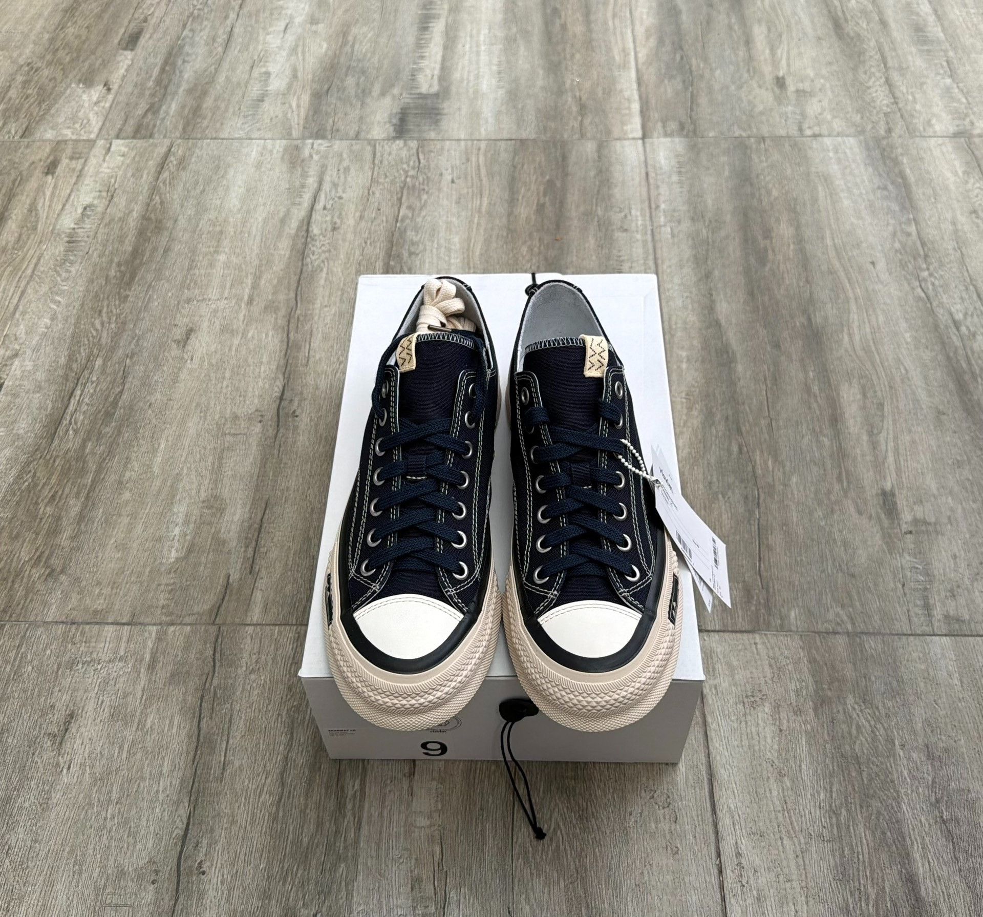 Visvim VISVIM SKAGWAY LO Canvas Sneakers Size US 9 / EU 42 - 1 Thumbnail