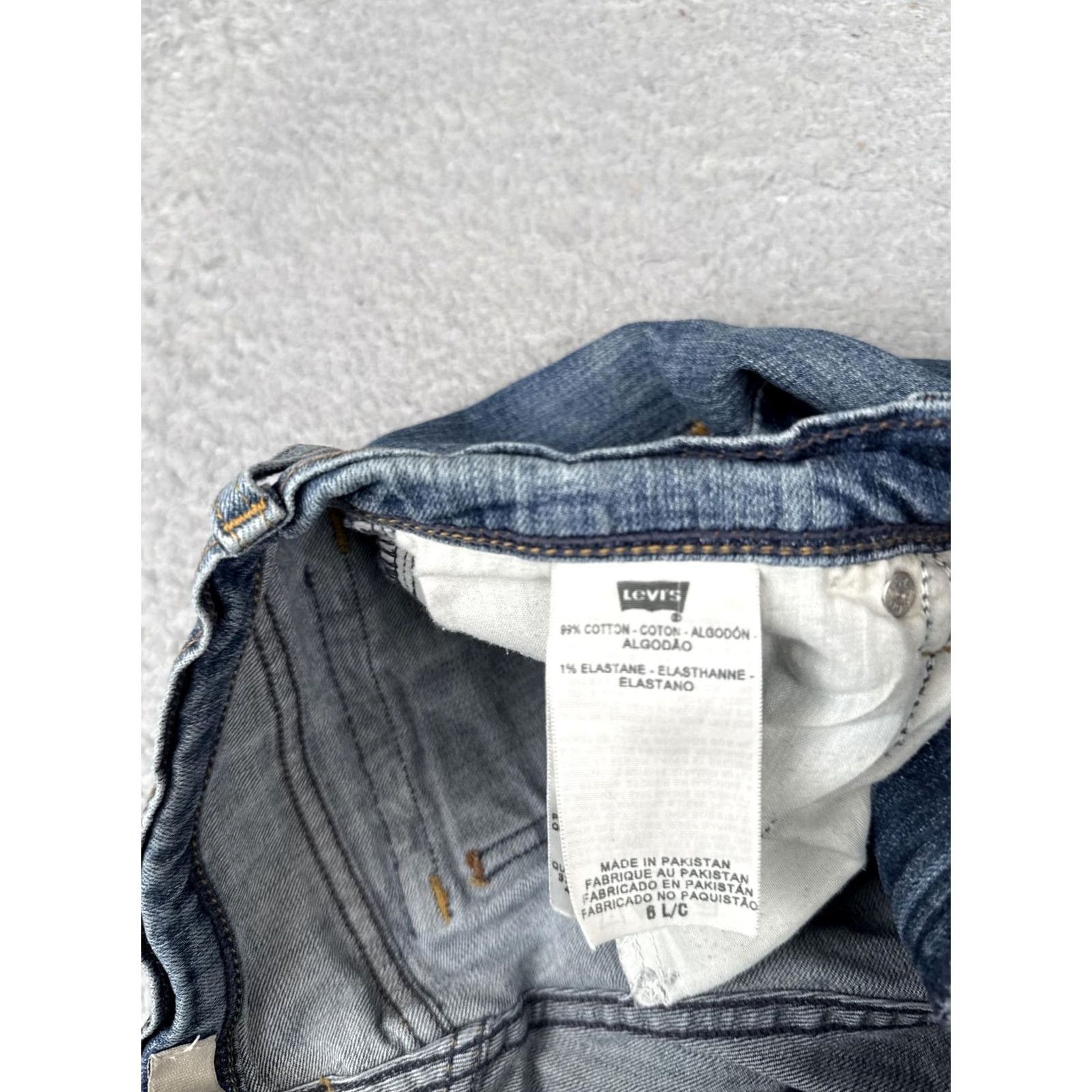 Levi's Levi's 515 Bootcut Jeans Womens 6 Blue Medium Wash Mid Rise Stretch Denim 28x32 Regular Jeans Women's 515 Boot Cut Blue Medium Wash 28x32 Mens? Size 28" / US 6 / IT 42 - 7 Thumbnail