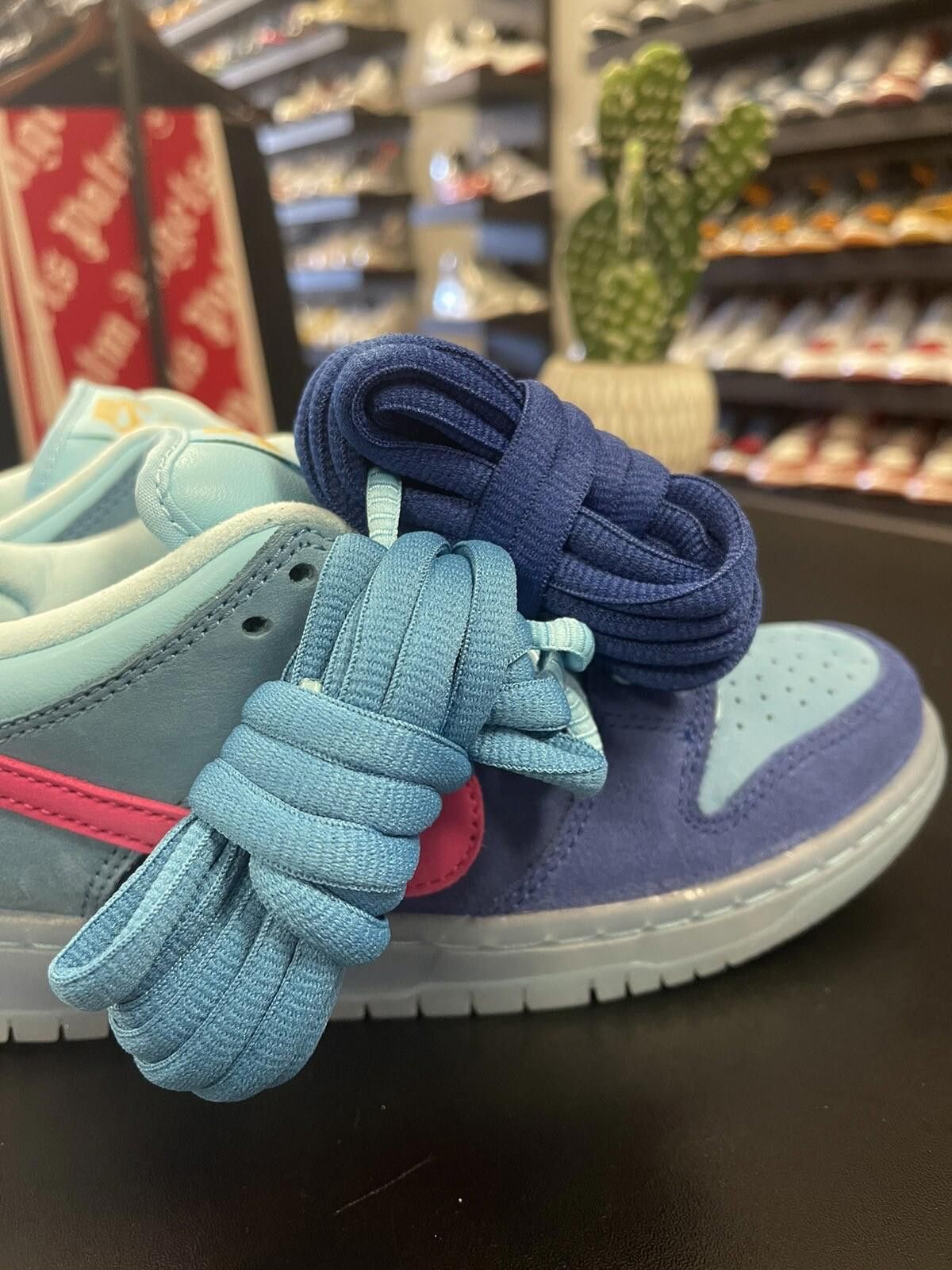 Nike Size 6 - Nike Dunk Low SB x Run The Jewels 4/20 DO9404-400 Size US 6 / EU 39 - 7 Thumbnail