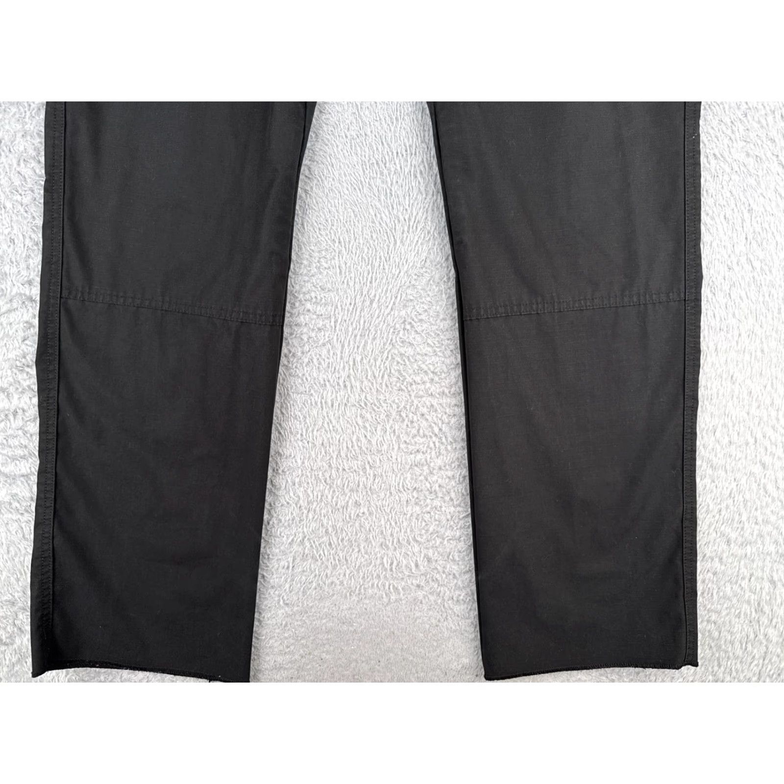Propper VINTAGE Propper Pants Women 10 Black Cargo Rip-Stop Fabric Double Knee Poly Un-Hemmed Size 32" / US 10 / IT 46 - 2 Thumbnail