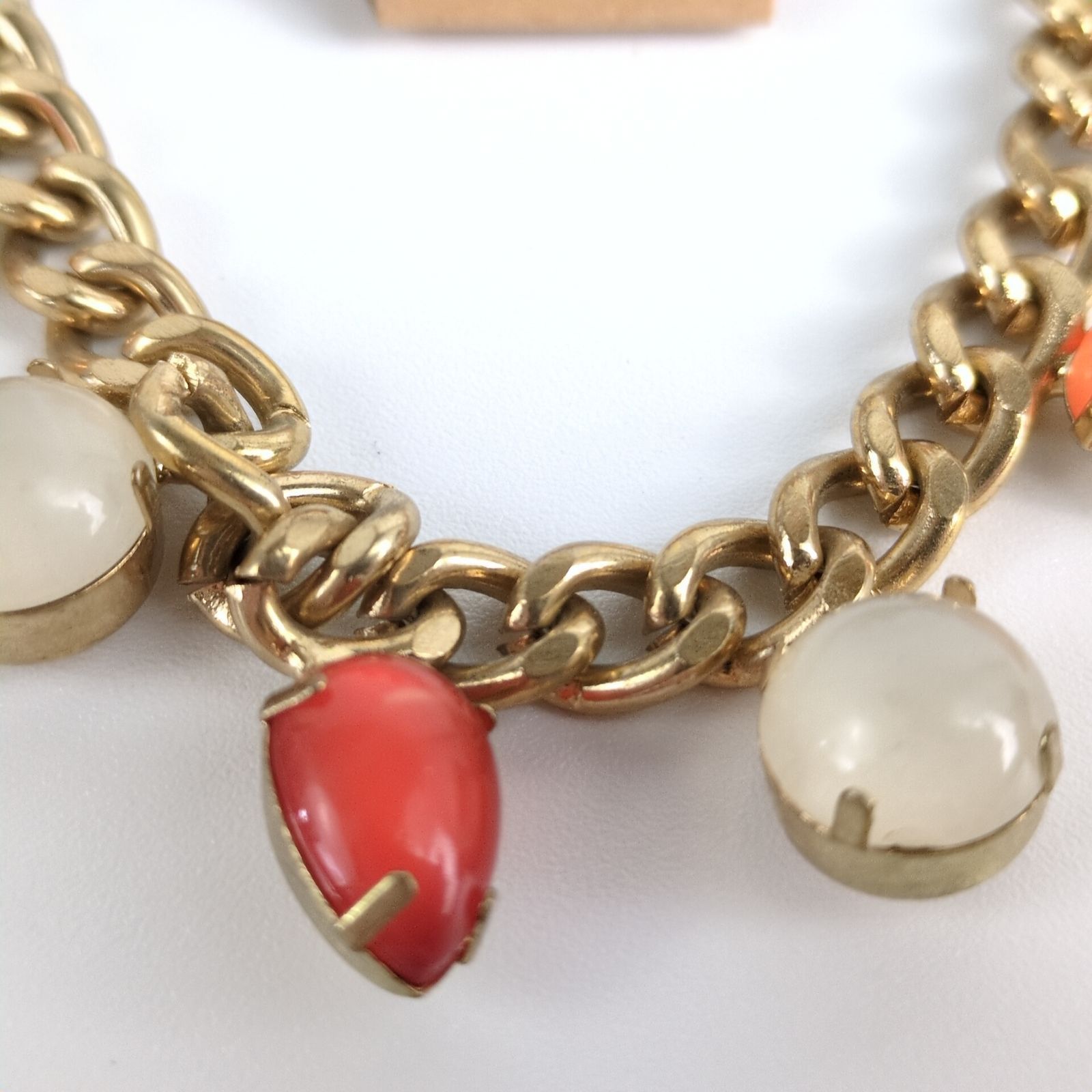 Vintage Peach & White Moonstone Goldtone Chain Necklace Earring Set Size ONE SIZE - 3 Thumbnail