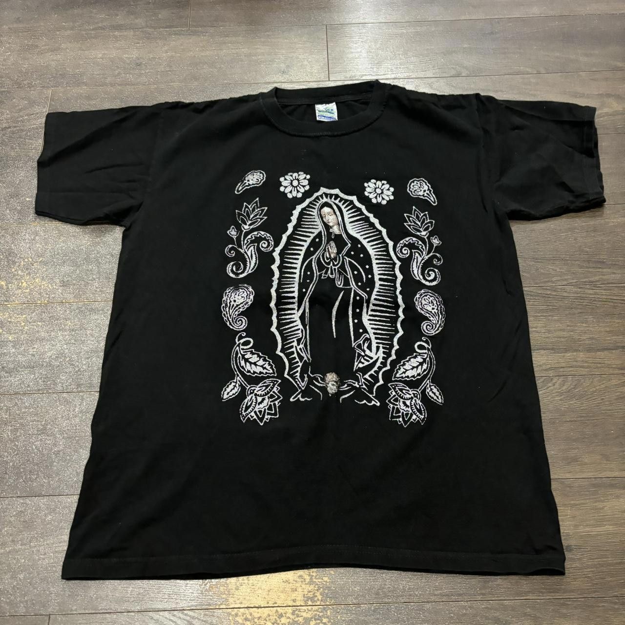 Designer Vintage Virgin Mary t shirt 00s M Size US M / EU 48-50 / 2 - 3 Thumbnail