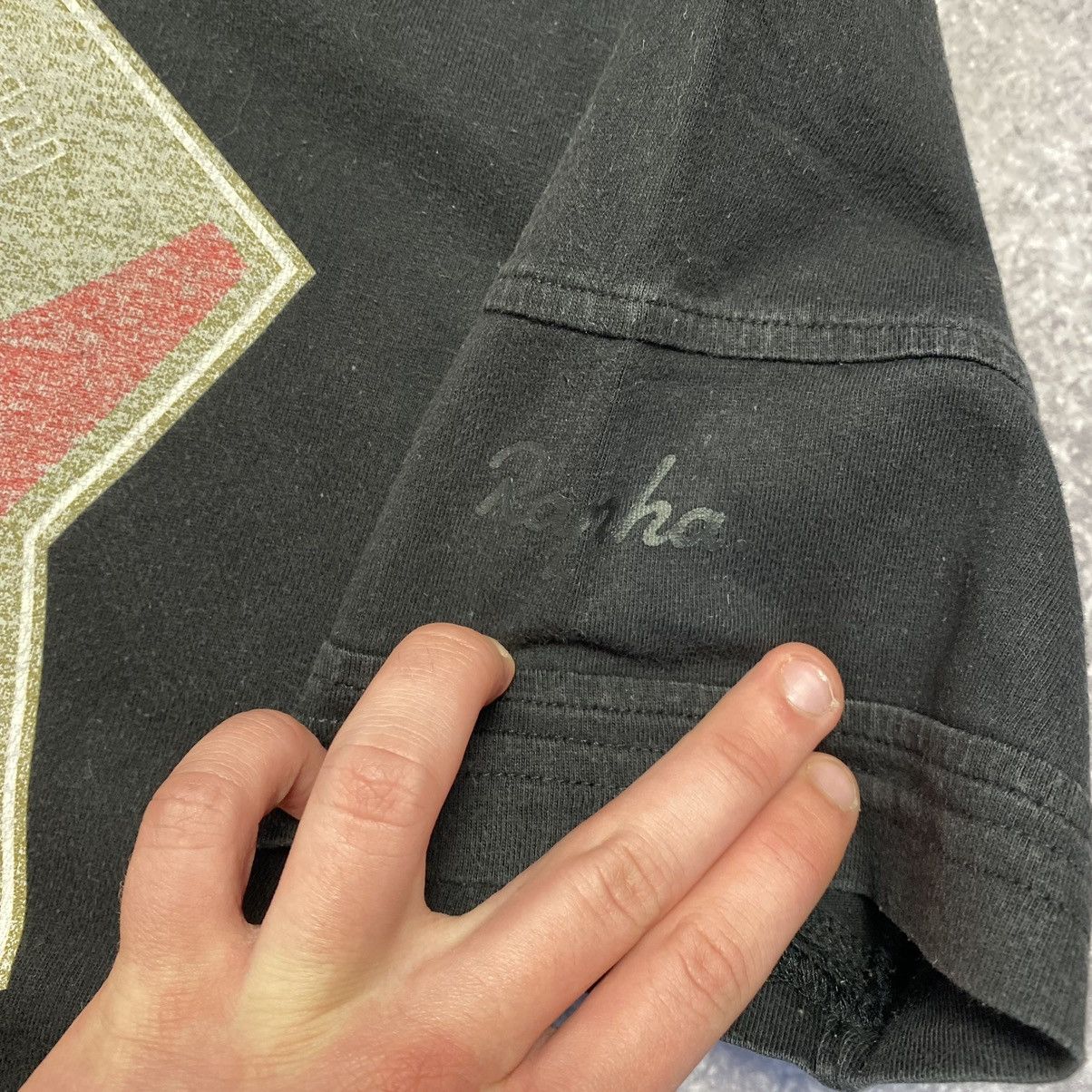 Rapha Vintage Rapha x Sky Cycles Big Logo Faded tee Size US M / EU 48-50 / 2 - 7 Thumbnail