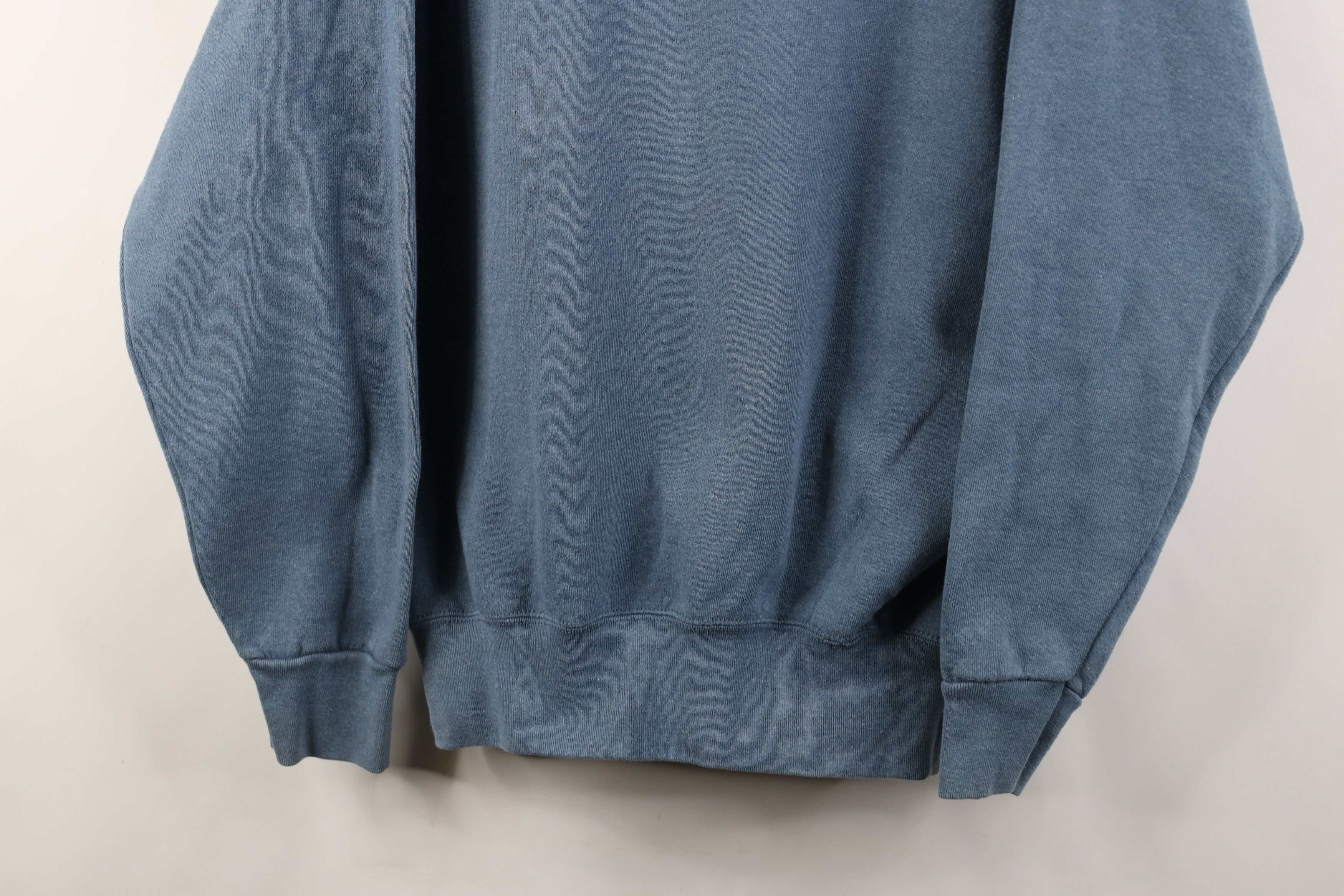 Vintage Vintage 90s Streetwear Heavyweight Crewneck Sweatshirt Blue Size US XL / EU 56 / 4 - 3 Thumbnail