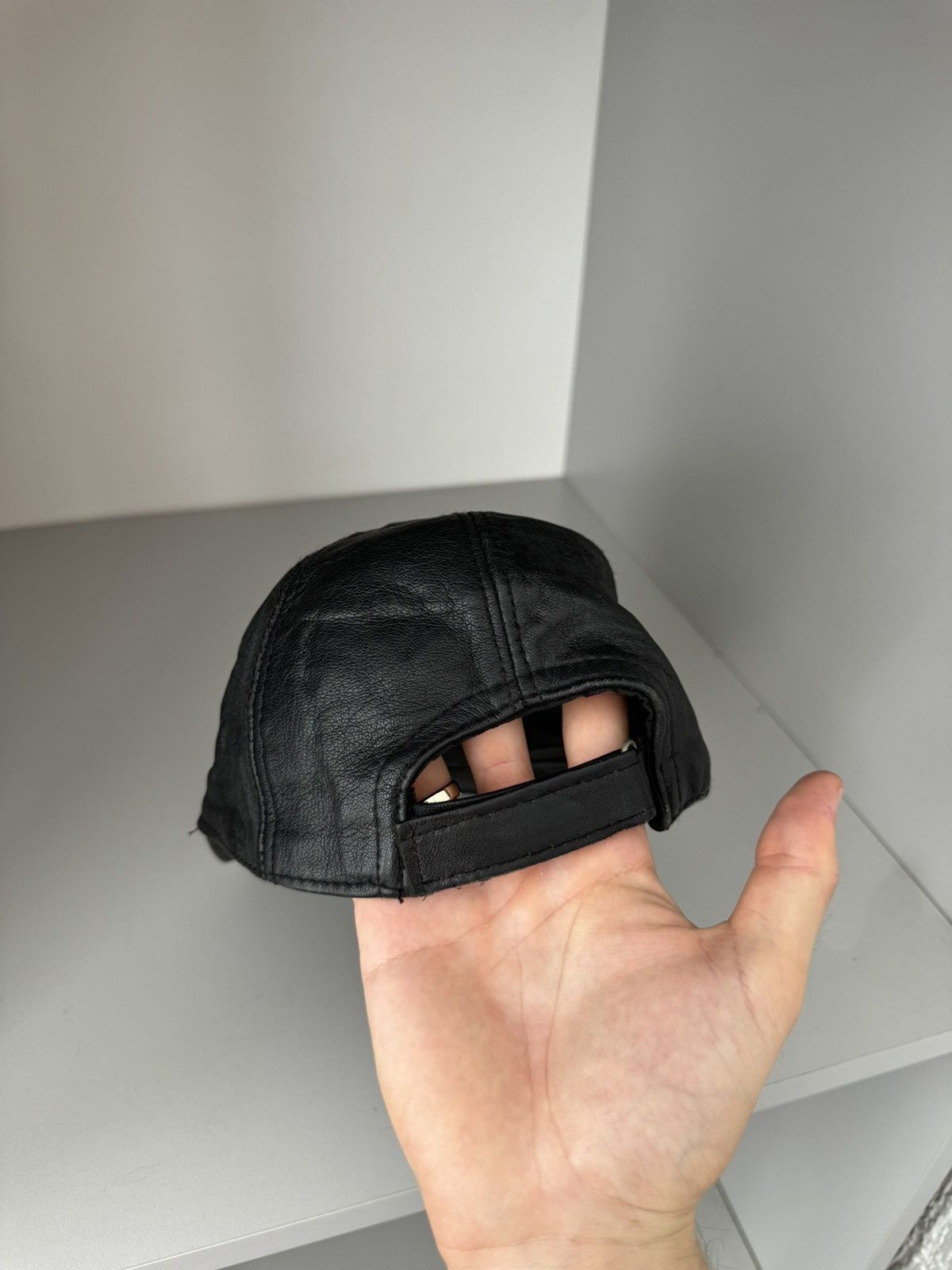 Leather Toyota Racing Vintage Logo Leather Cap Size ONE SIZE - 5 Thumbnail
