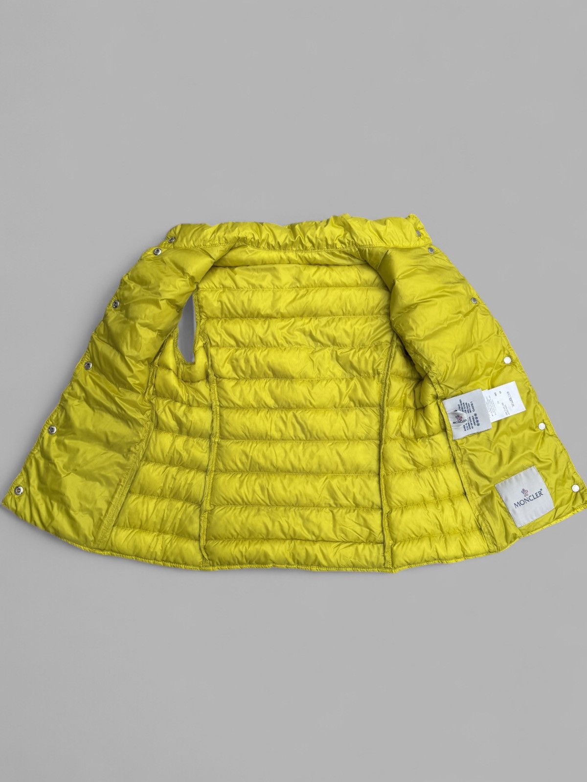 Moncler Authentic Moncler Patch Logo Nylon Puffer Size S / US 4 / IT 40 - 3 Thumbnail