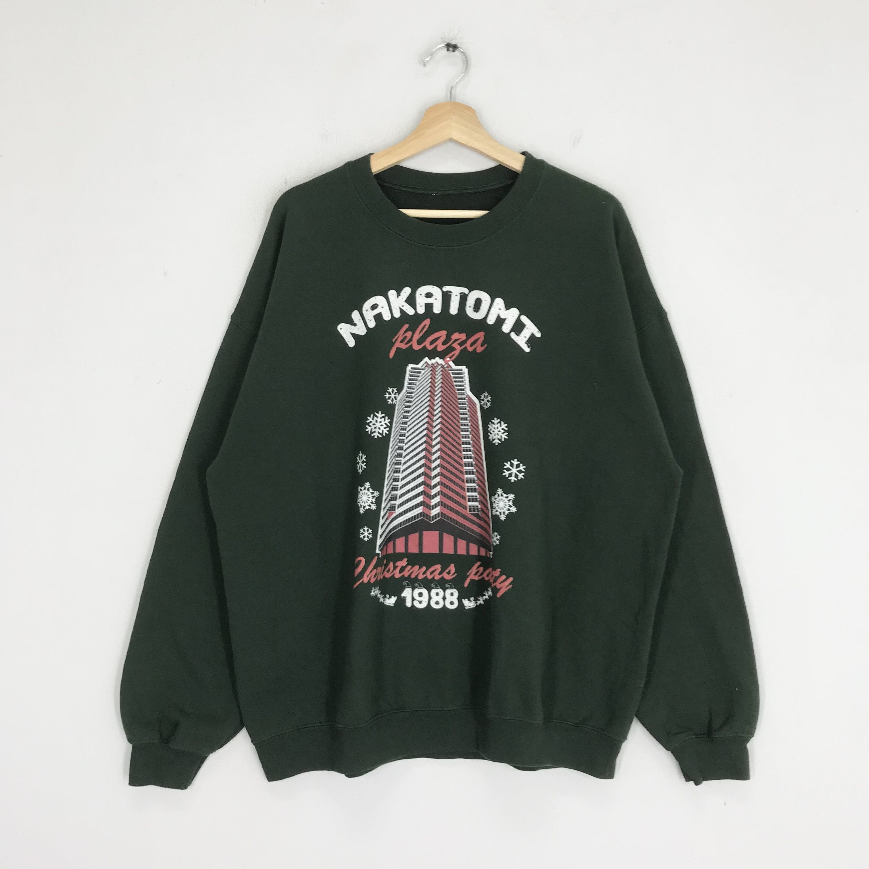Vintage Happy Holidays Christmas Green Sweatshirts - 236