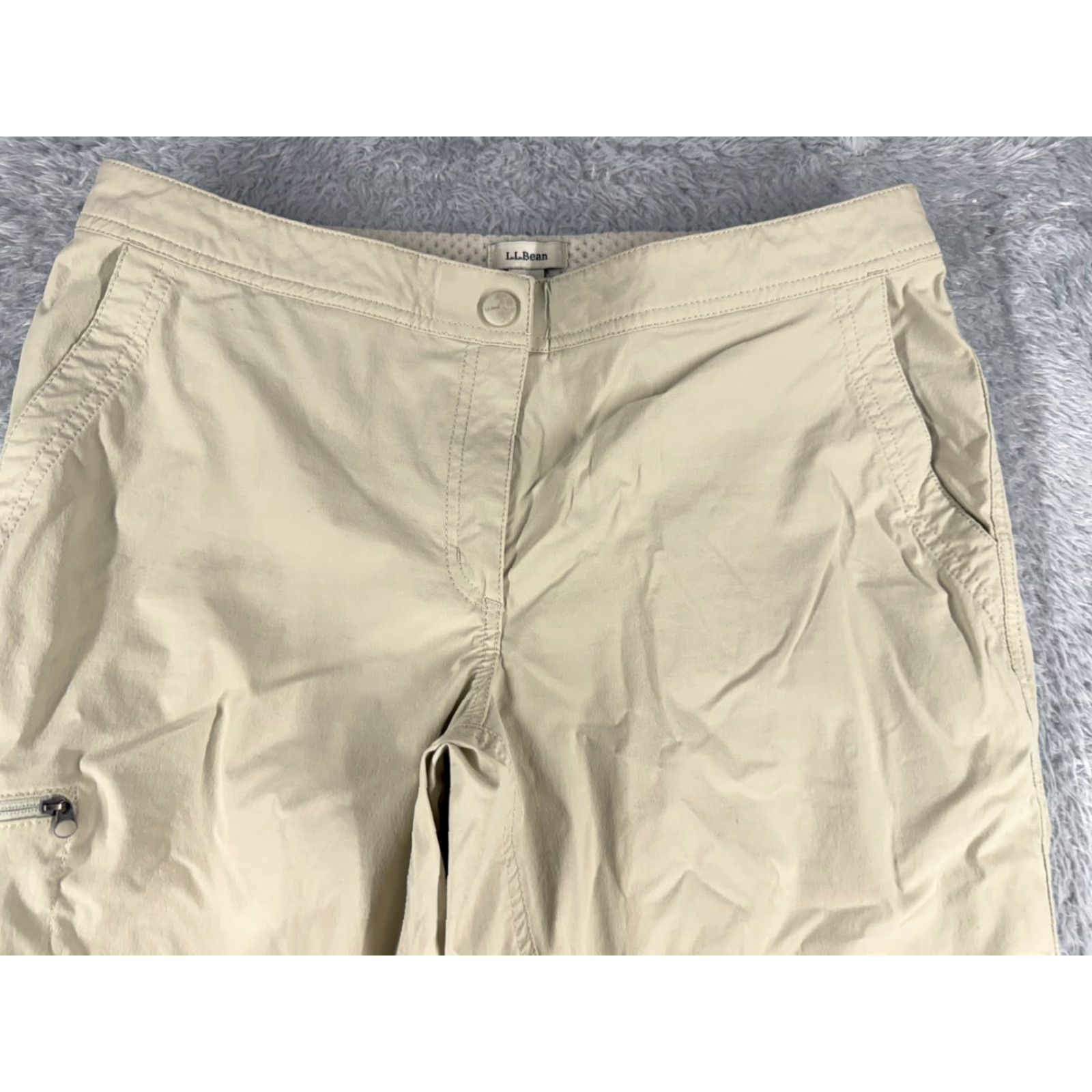 Vintage L.L. Bean Women's Cargo Pants Size 12 Beige Straight Leg Nylon Blend Hike 32x31 Size 34" / US 12 / IT 48 - 4 Thumbnail