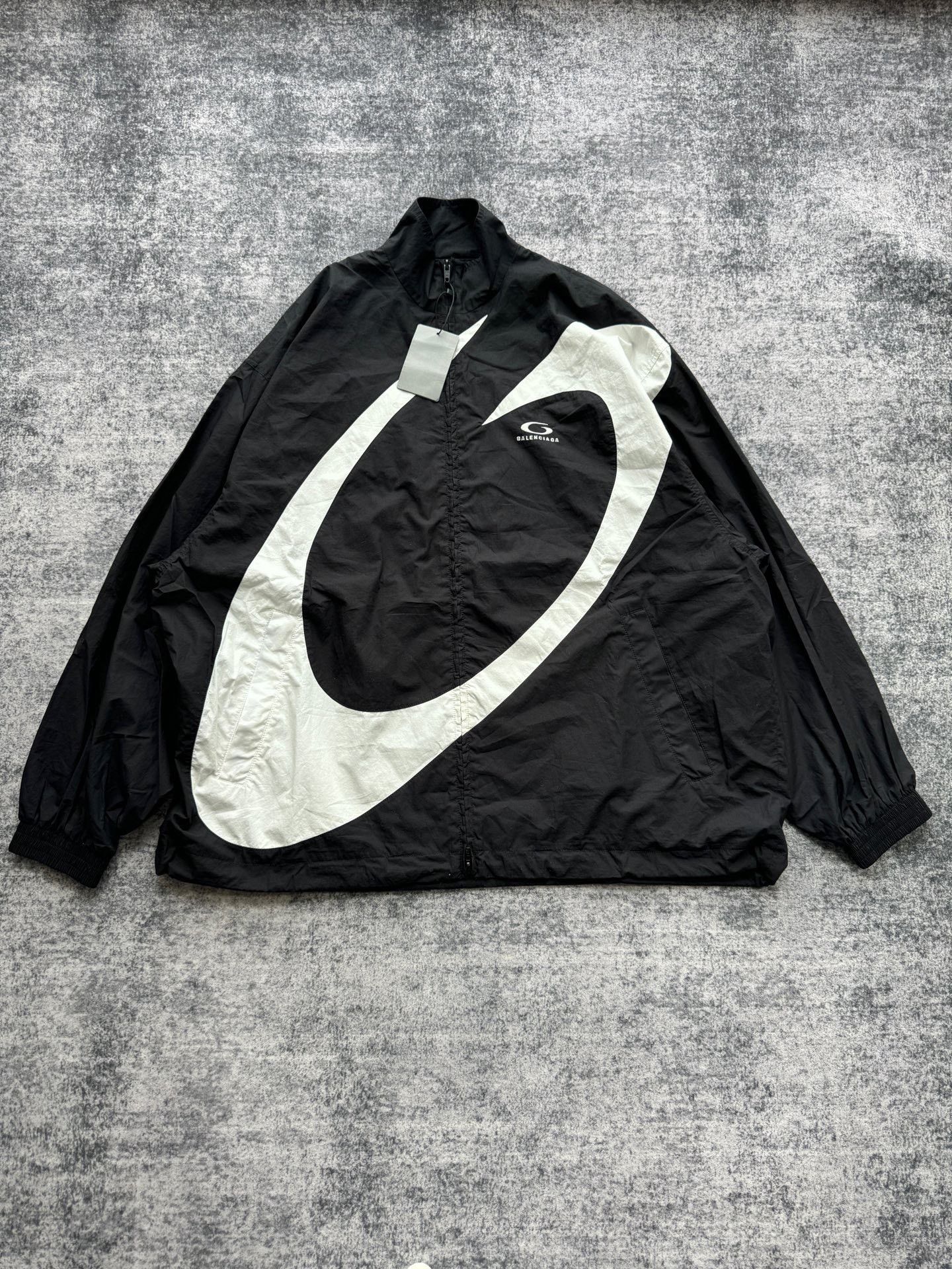 Balenciaga Balenciaga Retro Embroidered Light Jacket xs Men Size US XS / EU 42 / 0 - 1 Thumbnail