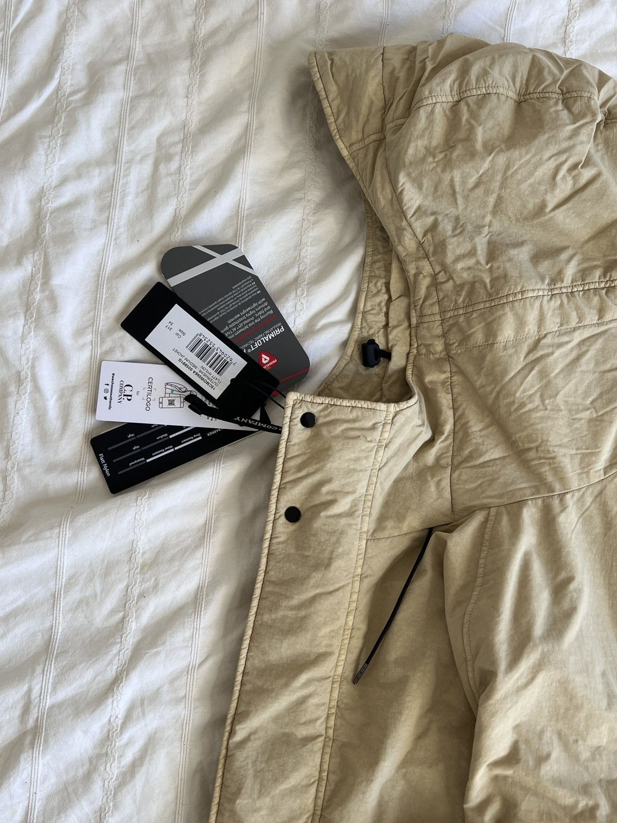 C.P. Company C.P. Company Flatt Nylon Hooded Jacket – Mojave Desert Size US L / EU 52-54 / 3 - 8 Thumbnail