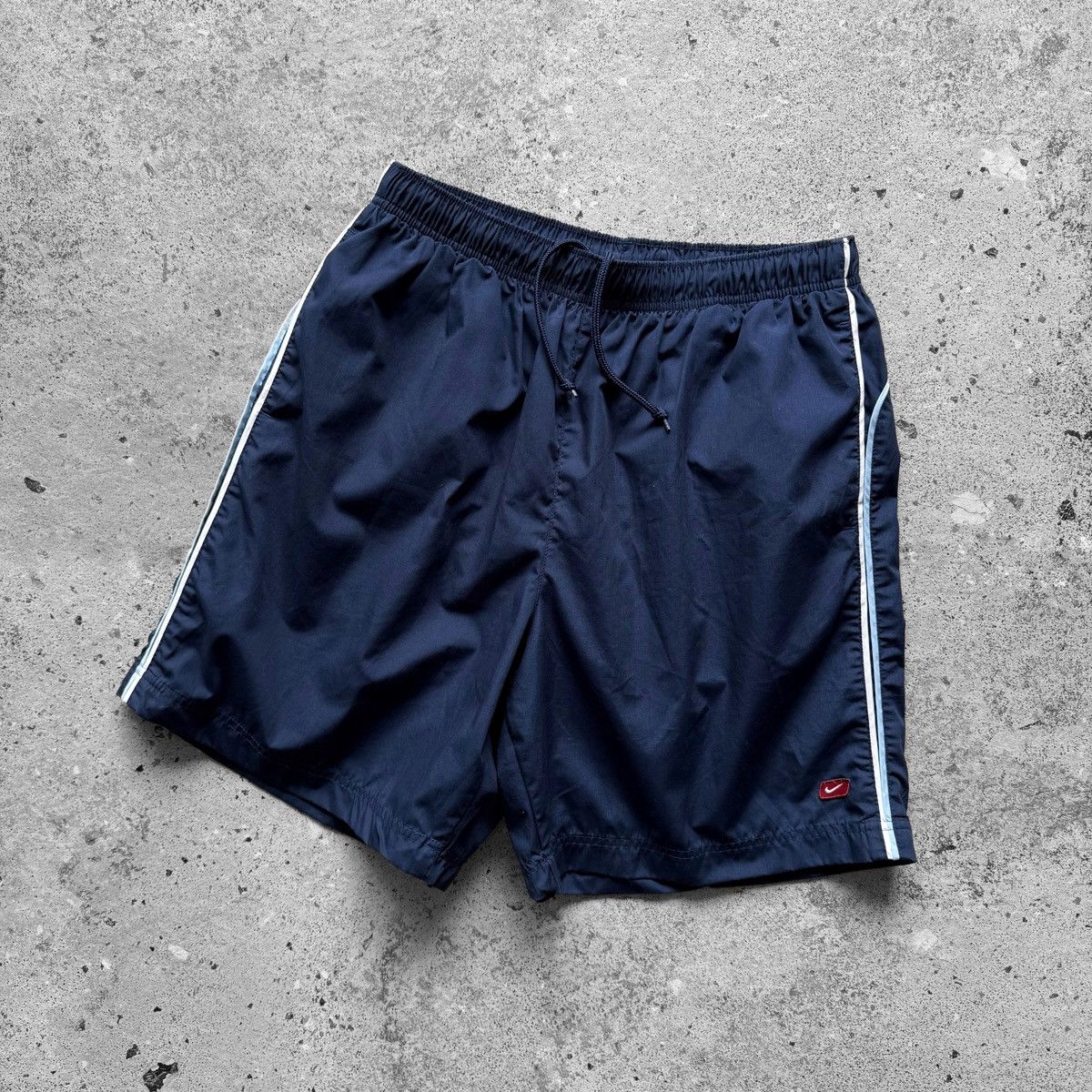 Nike Nike Vintage Mens Blue Athletic Shorts Retro Sportswear Size US 36 / EU 52 - 1 Thumbnail