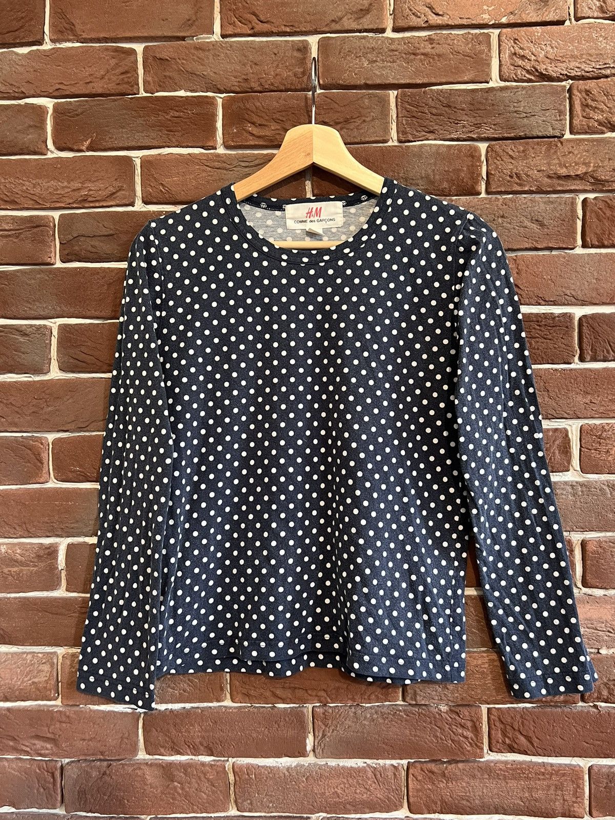 Comme des Garcons PLAY Comme Des Garçons H&M Shirt Polka Dot Longsleeve Hype Tee S Size S / US 4 / IT 40 - 1 Thumbnail