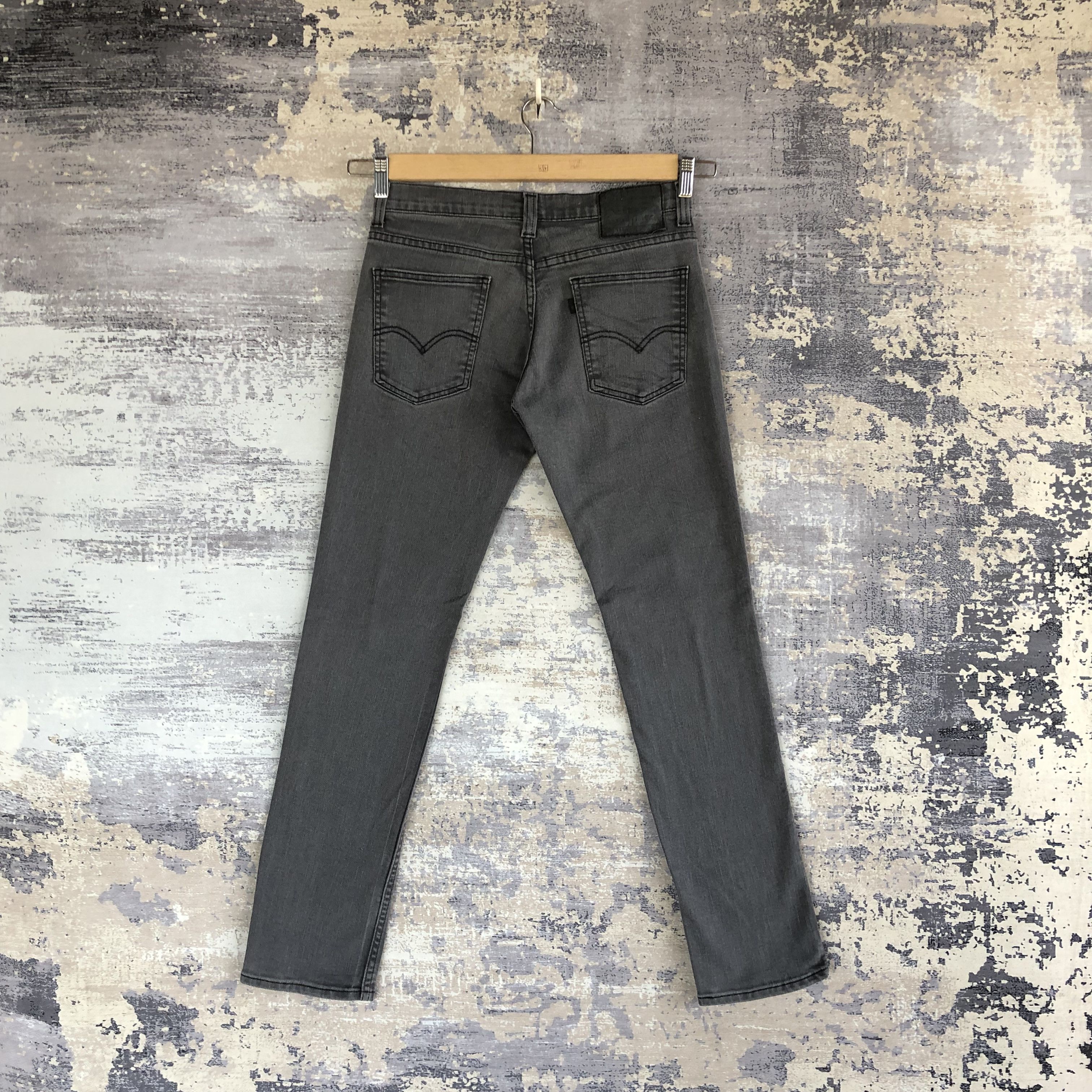 Levi's Vintage Levis Ash Grey Jeans Levi's Faded Skinny Denim Size 28" / US 6 / IT 42 - 2 Thumbnail