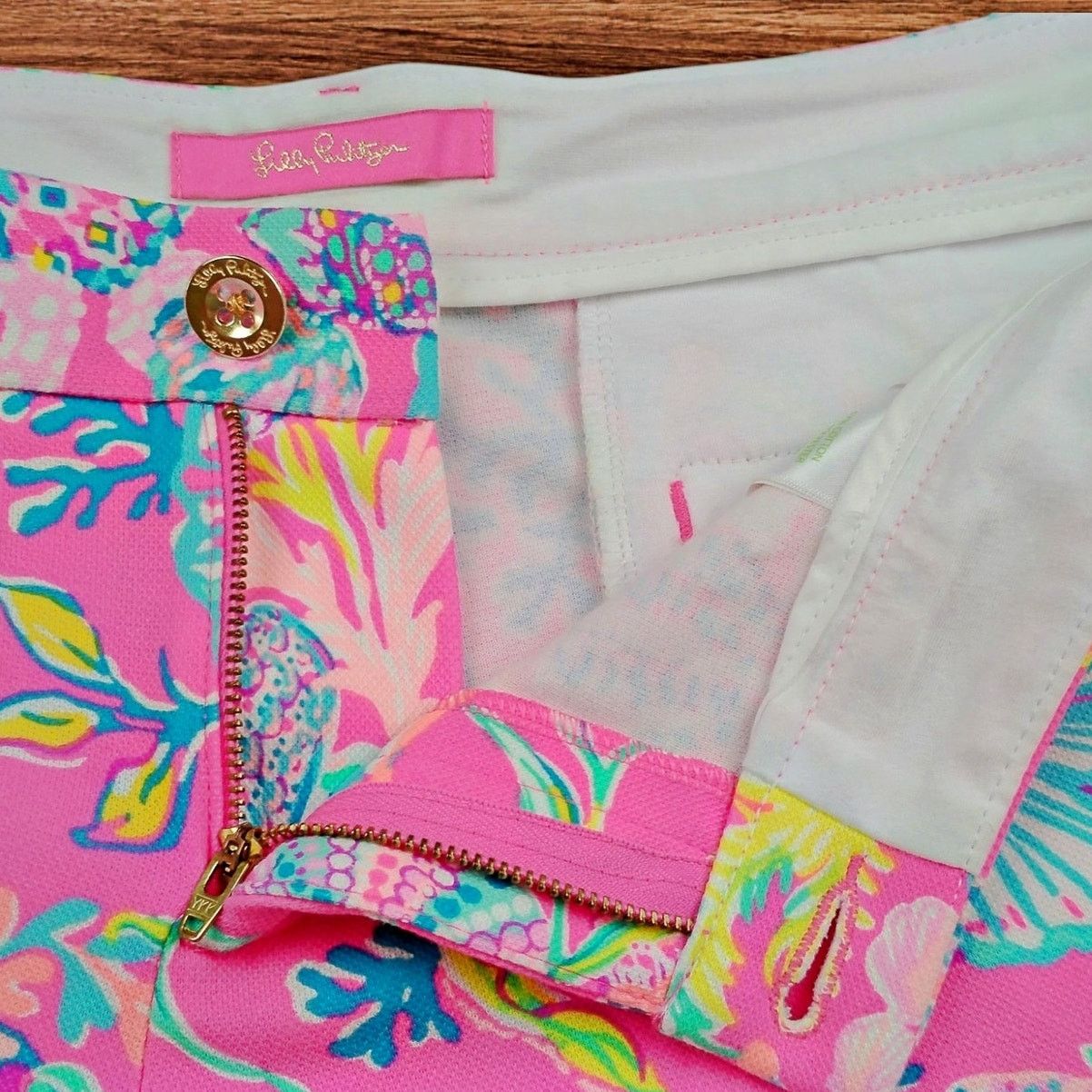 Lilly Pulitzer Lilly Pulitzer Shell Me Something Good Callahan 4" Shorts Size 38" / US 16 / IT 52 - 4 Thumbnail