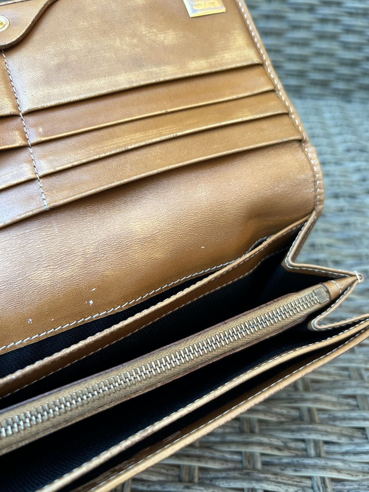 Fendi × Vintage Vintage Fendi Pequin Leather Long Wallet Made In Italy Size ONE SIZE - 12 Thumbnail
