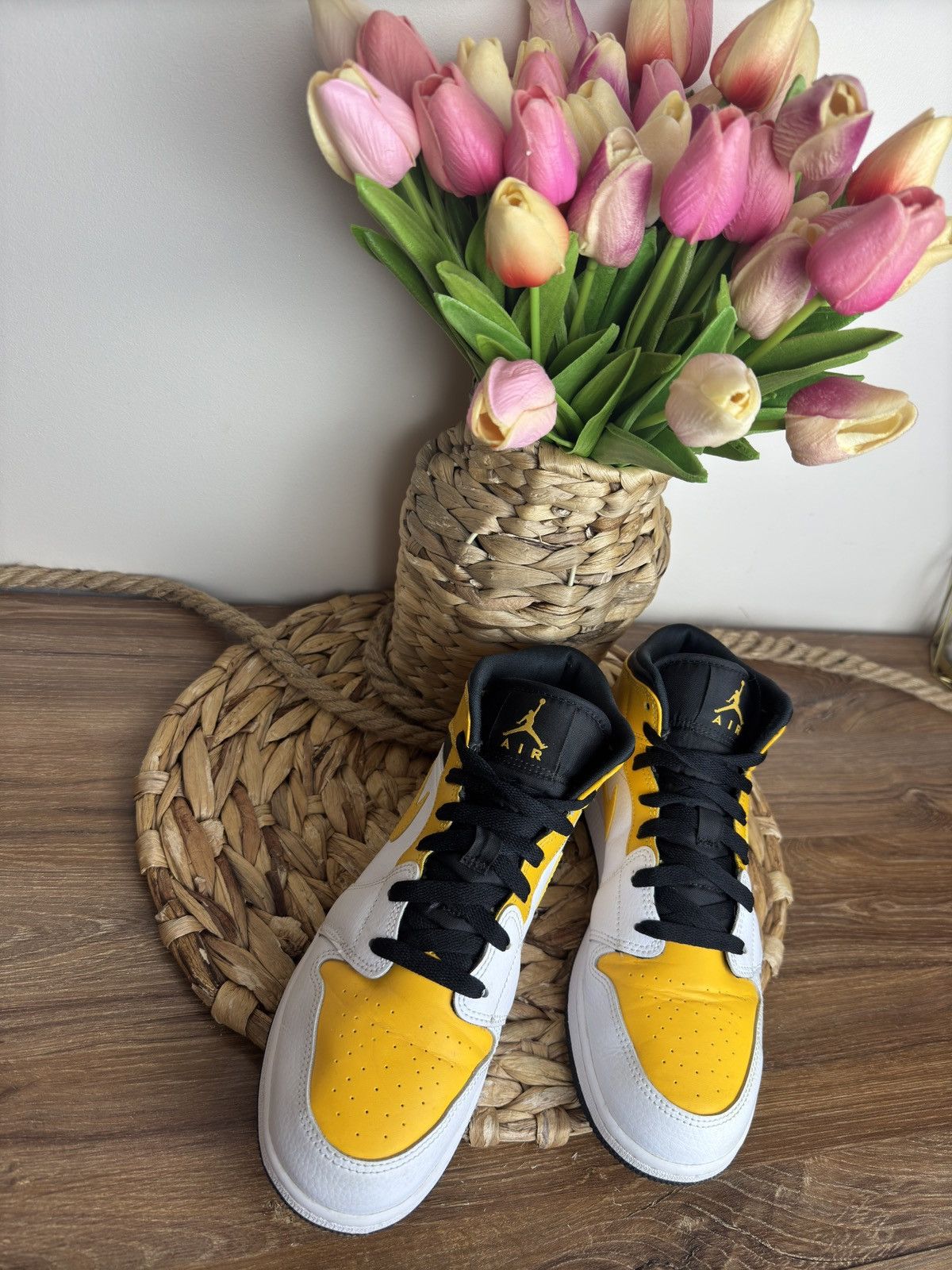 Jordan Brand × Nike × Nike ACG Jordan 1 Mid 'University Gold' (GS) żółte unisex size 40 Size US 8.5 / IT 38.5 - 3 Thumbnail