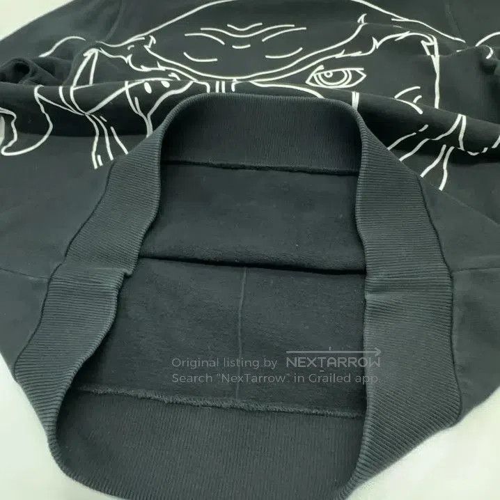 Givenchy Givenchy Round Neck Big Pattern Sweatshirt. Size US XS / EU 42 / 0 - 5 Thumbnail
