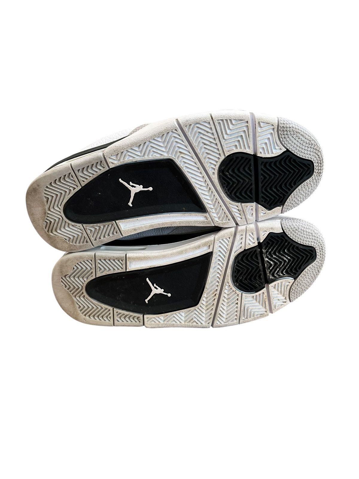 Jordan Brand Jordan 4 Retro Military Black Size US 6 / EU 39 - 7 Thumbnail