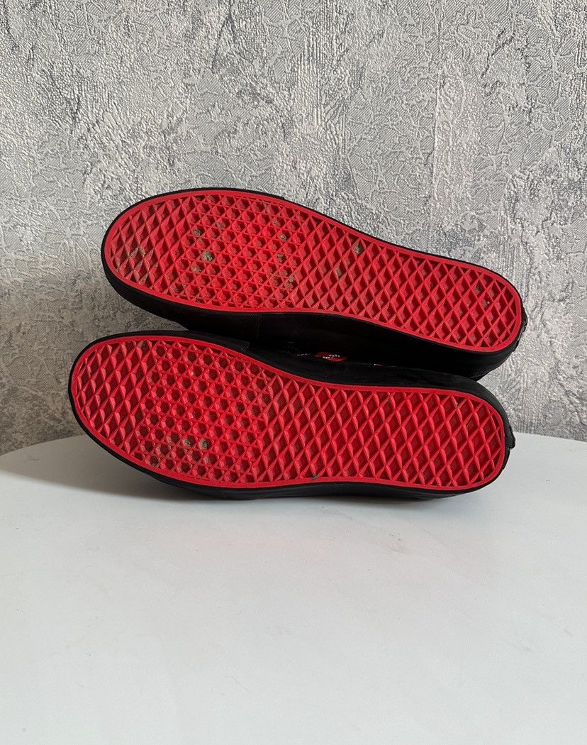Vans × Wtaps 2007 vans syndicate wtaps sk8 hi red devil rare 10us Size US 10 / EU 43 - 6 Thumbnail