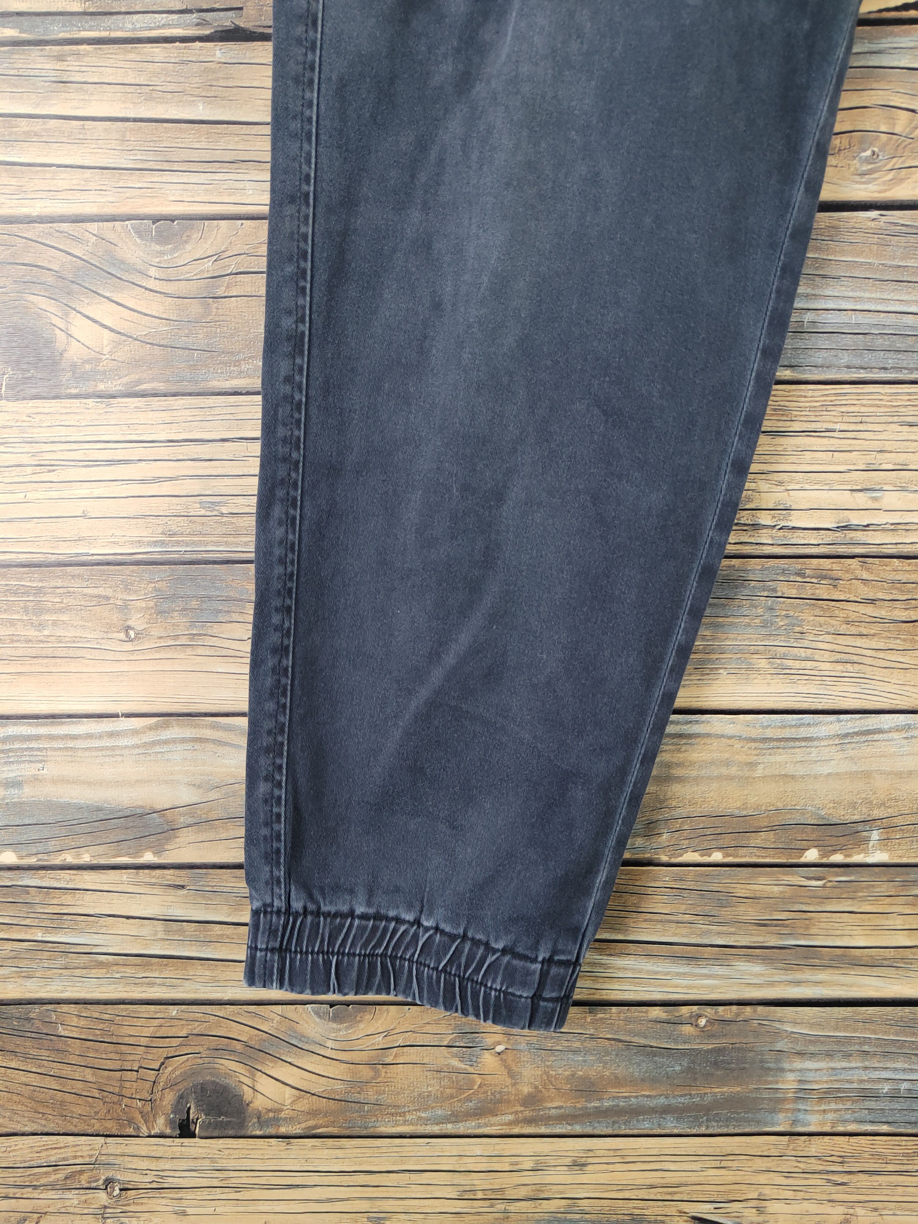 Japanese Brand Uniqlo Black Faded Multipocket Cargo Pants #W2102 Size US 37 - 4 Thumbnail