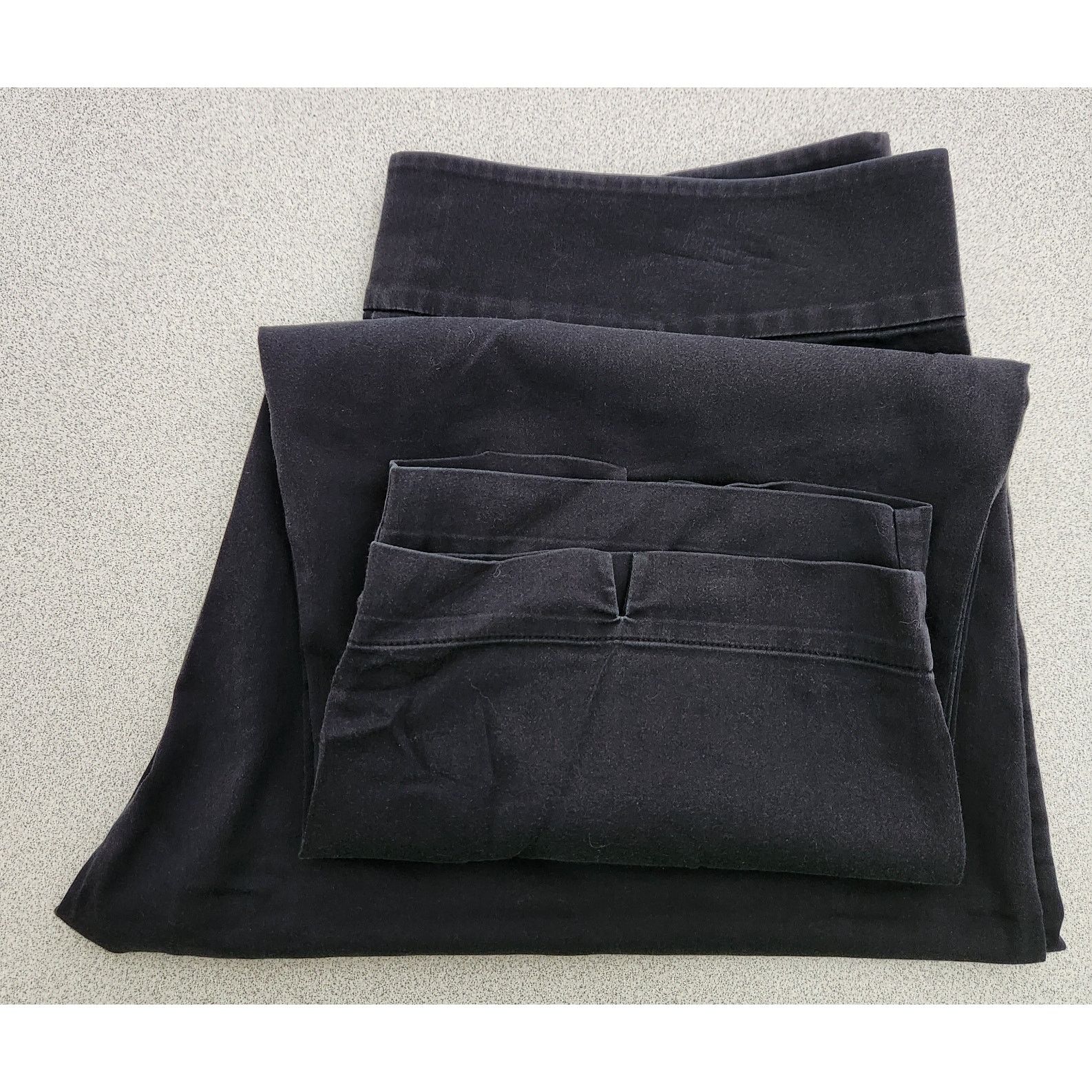 Other Chico's Black Flat Front Cropped Pants 1.5 Medium 8 10 Size 32" / US 10 / IT 46 - 4 Thumbnail