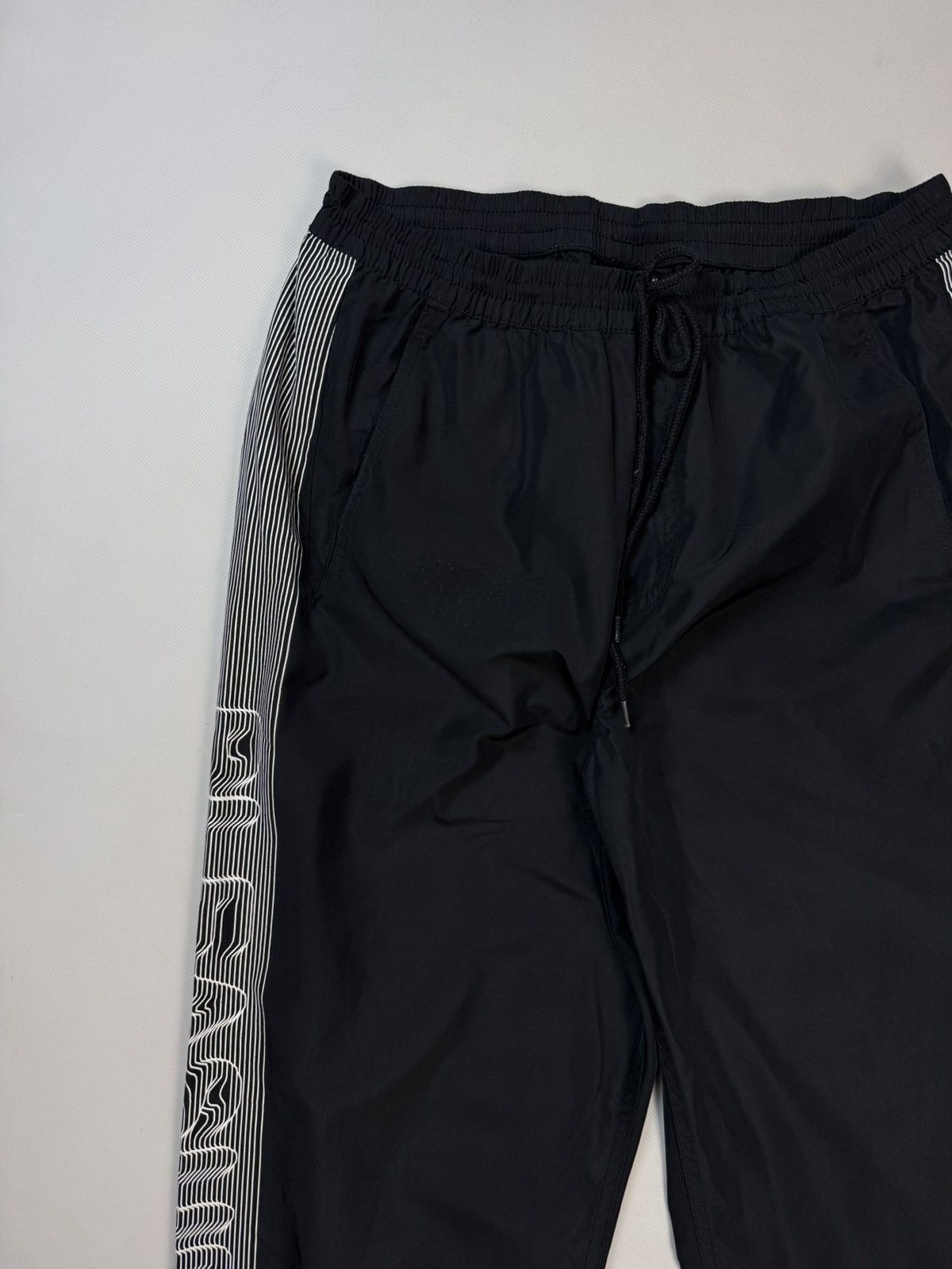 Pleasures Pleasures Men’s Logo-print Track Pants Trousers Drawstring Size US 34 / EU 50 - 6 Thumbnail