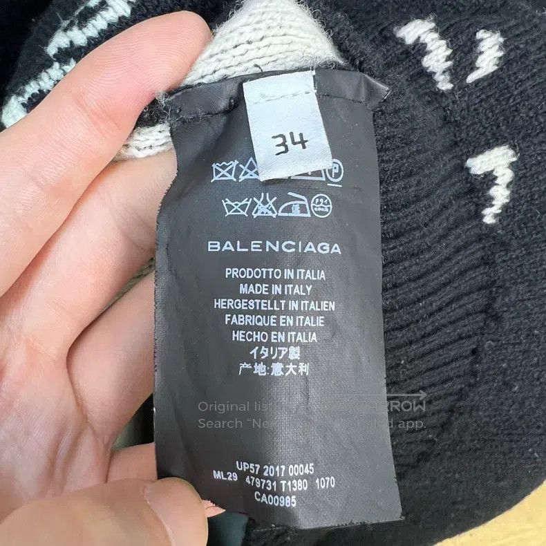 Balenciaga Balenciaga Black Barrage All-over V-neck Sweater Size XXS / US 00 / IT 34 - 4 Thumbnail