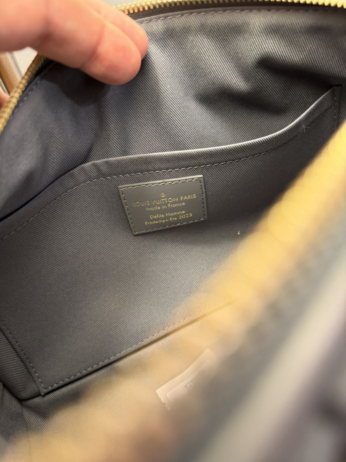 Louis Vuitton Louis Vuitton City Keepall Size ONE SIZE - 11 Thumbnail
