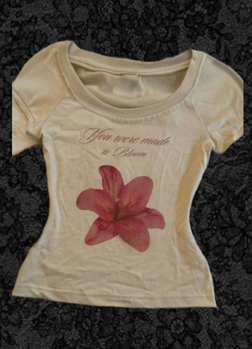 Other cute beige ali baby tee Size XS / US 0-2 / IT 36-38 - 1 Preview