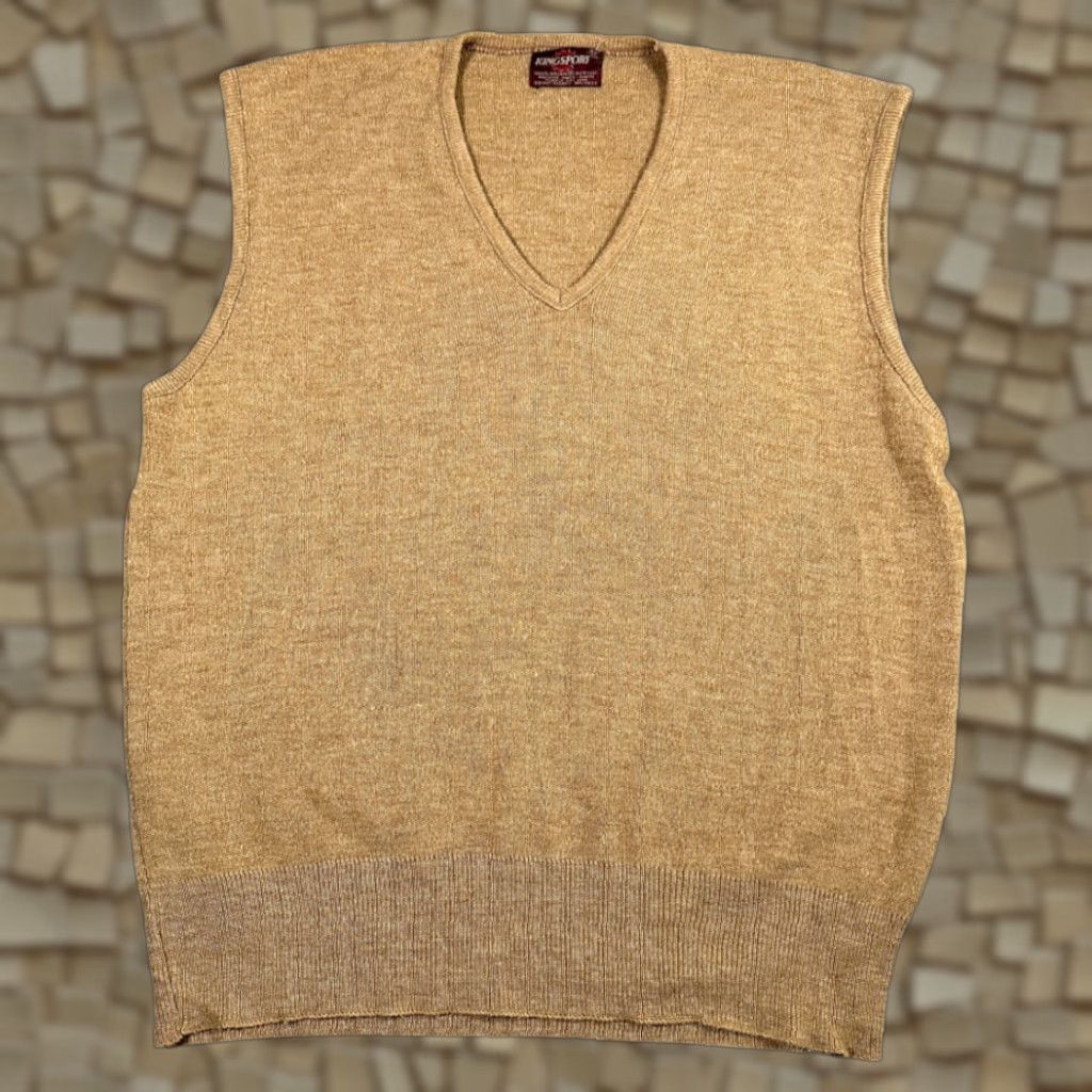 Vintage VINTAGE Kingsport Sweater Vest Shirt Adult M Brown Knit USA Made 70s V Neck Crew Neck Solid Retro School Preppy Mens Size US M / EU 48-50 / 2 - 1 Thumbnail